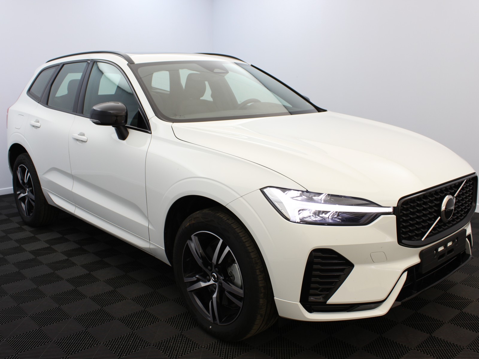 VOLVO - XC60 - #180328 - 1
