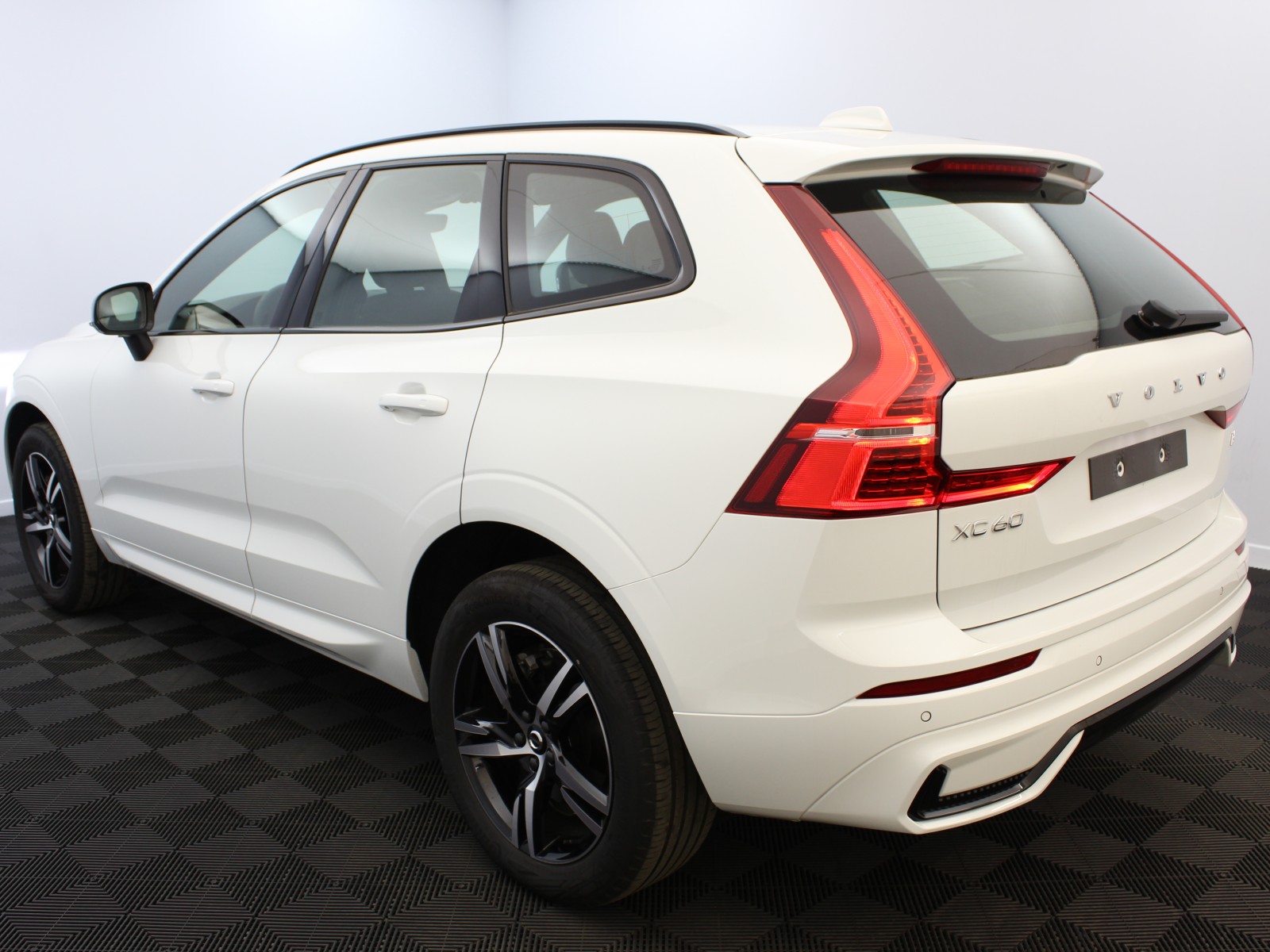 VOLVO - XC60 - #180329 - 3
