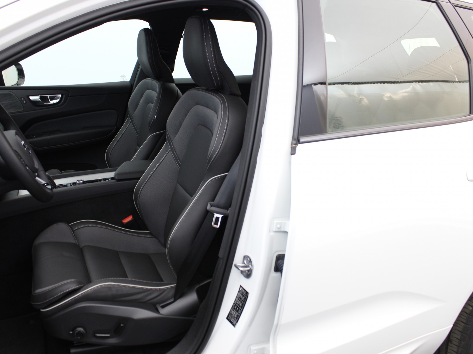 VOLVO - XC60 - #180329 - 7