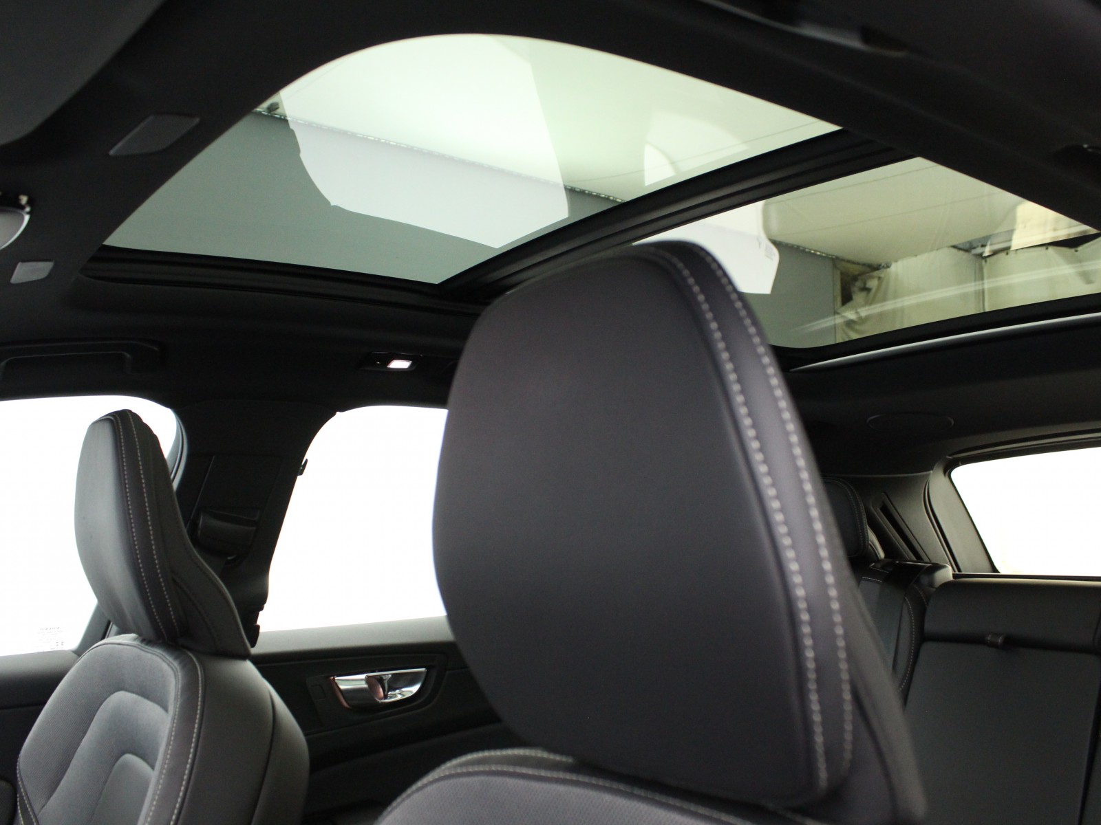 VOLVO - XC60 - #180323 - 8