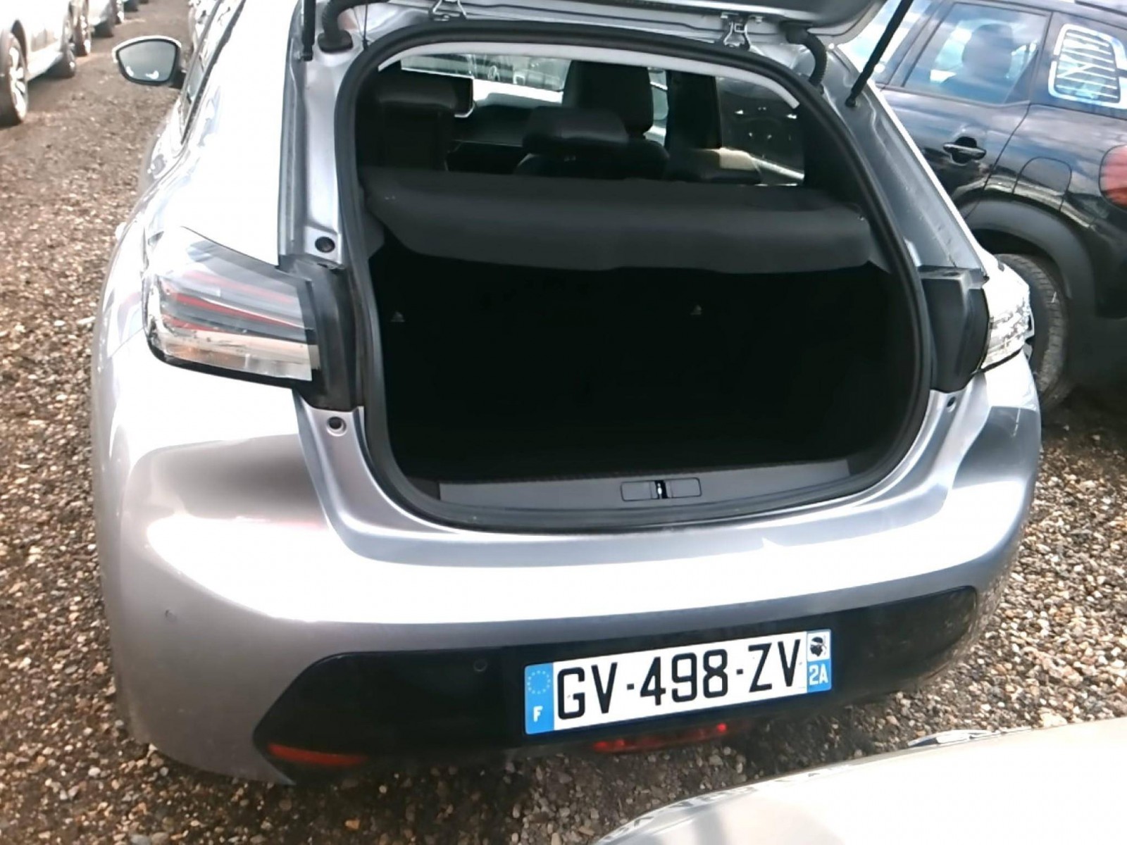 PEUGEOT - 208 - #807200 - 3