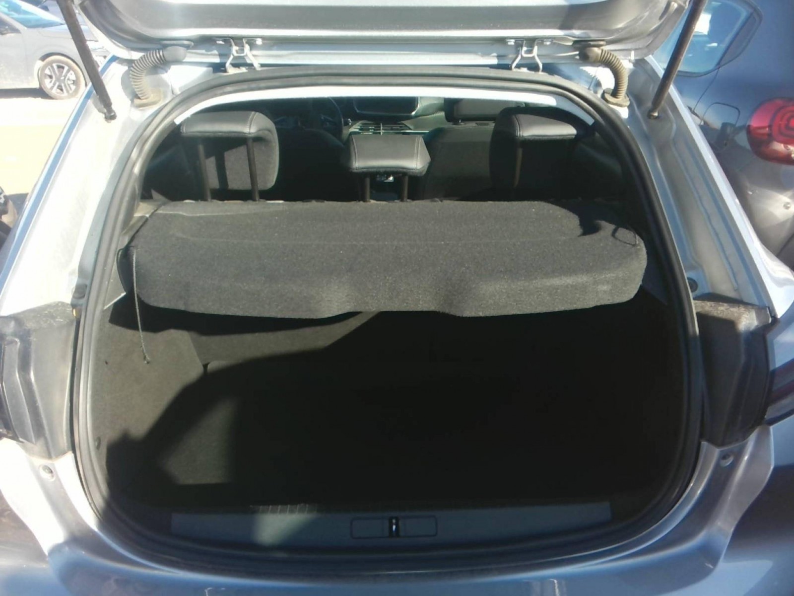 PEUGEOT - 208 - #807203 - 4