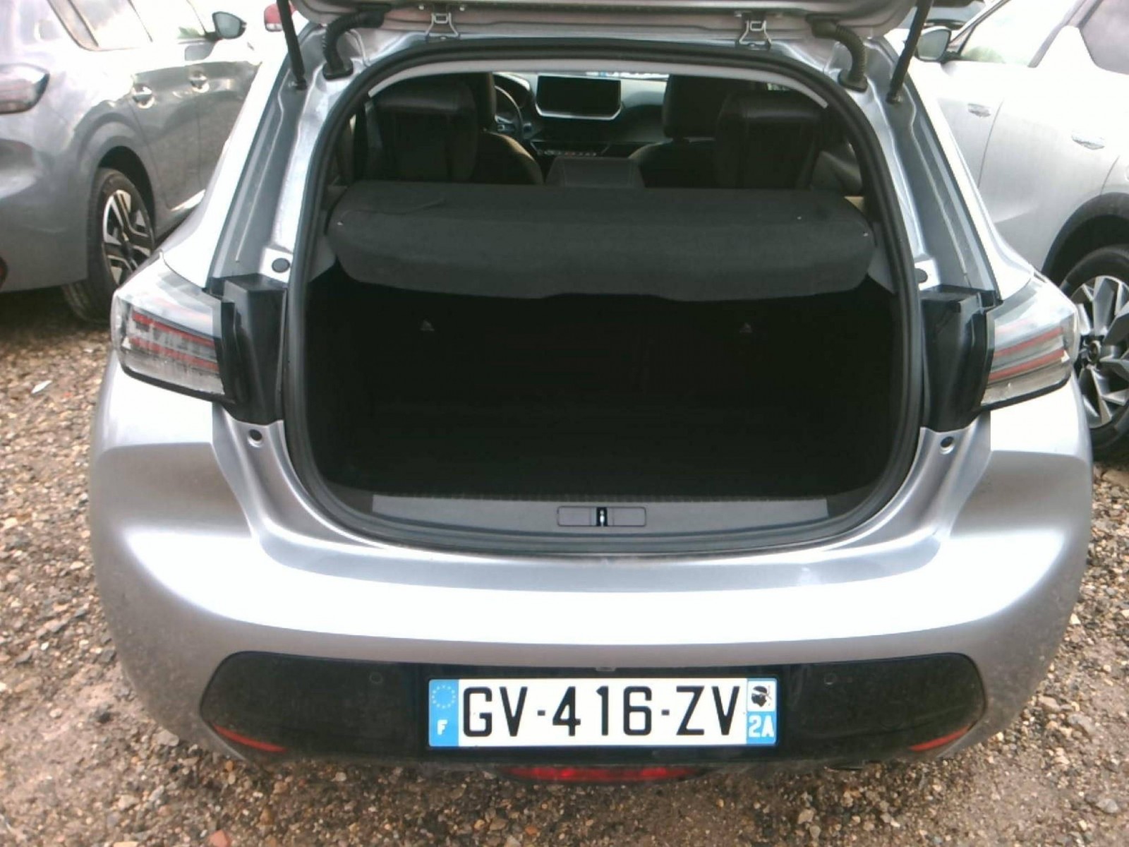 PEUGEOT - 208 - #807205 - 3