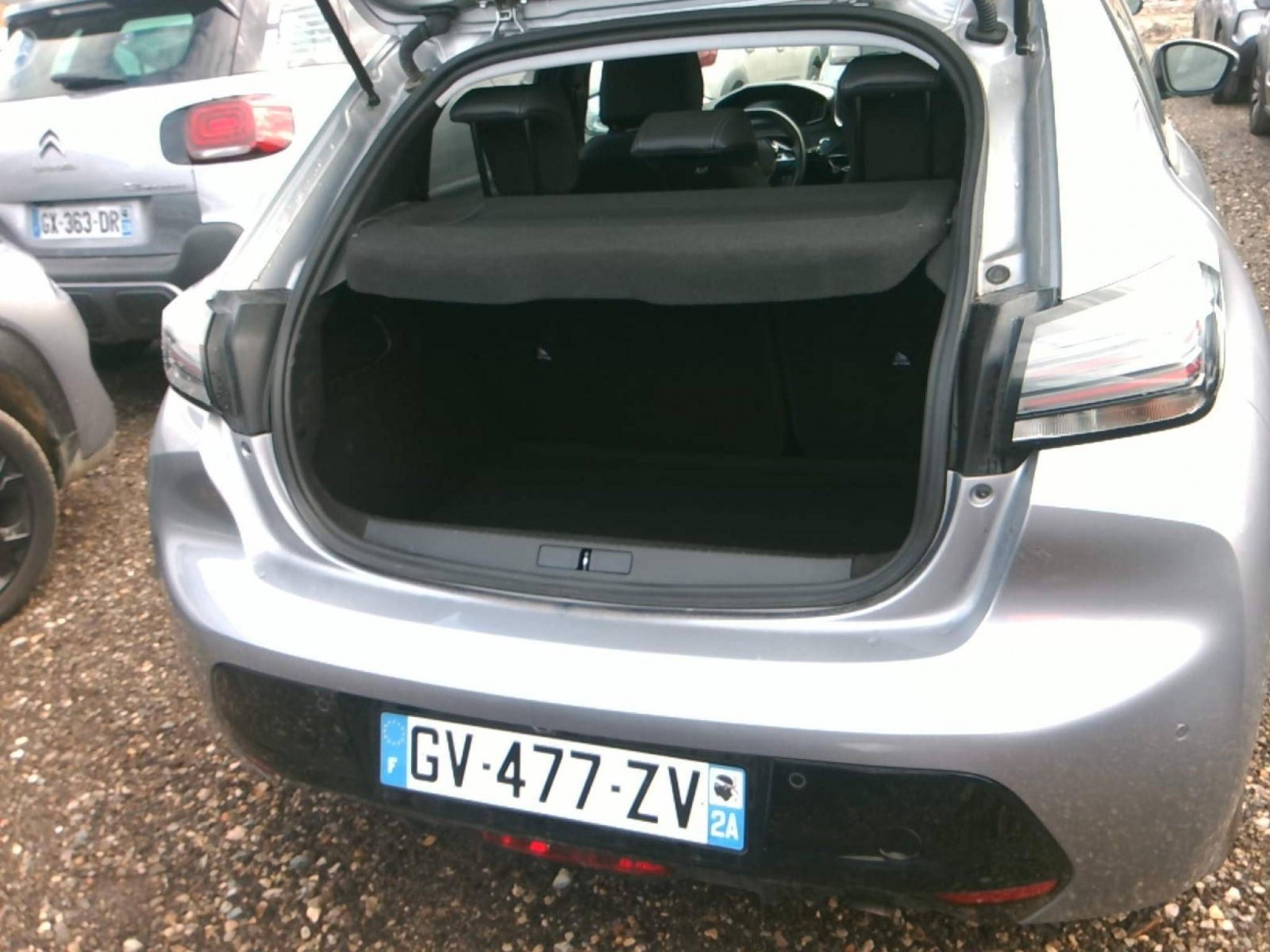 PEUGEOT - 208 - #807211 - 3