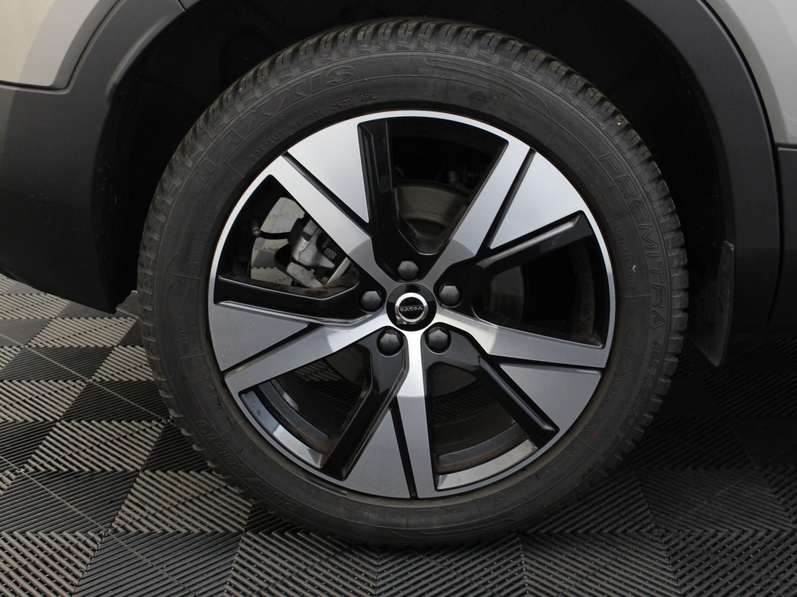 VOLVO - XC40 - #171686 - 6
