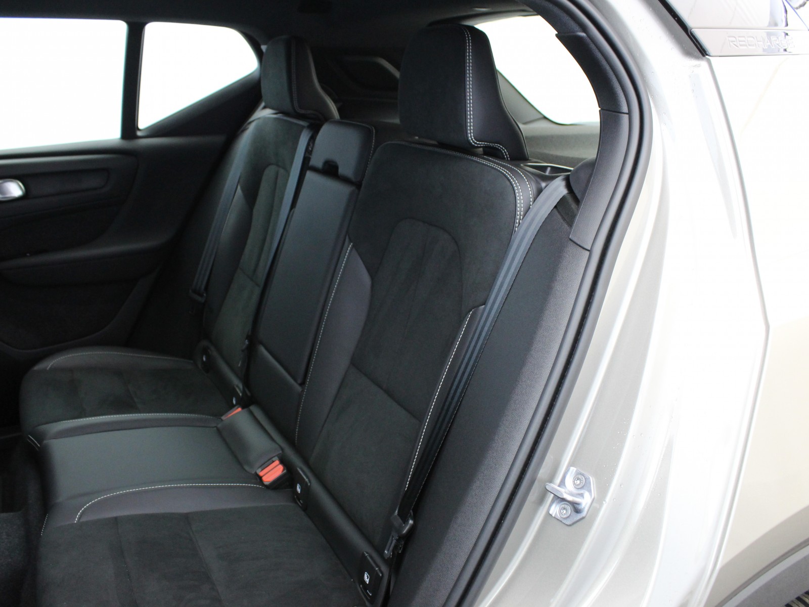 VOLVO - XC40 - #171686 - 8