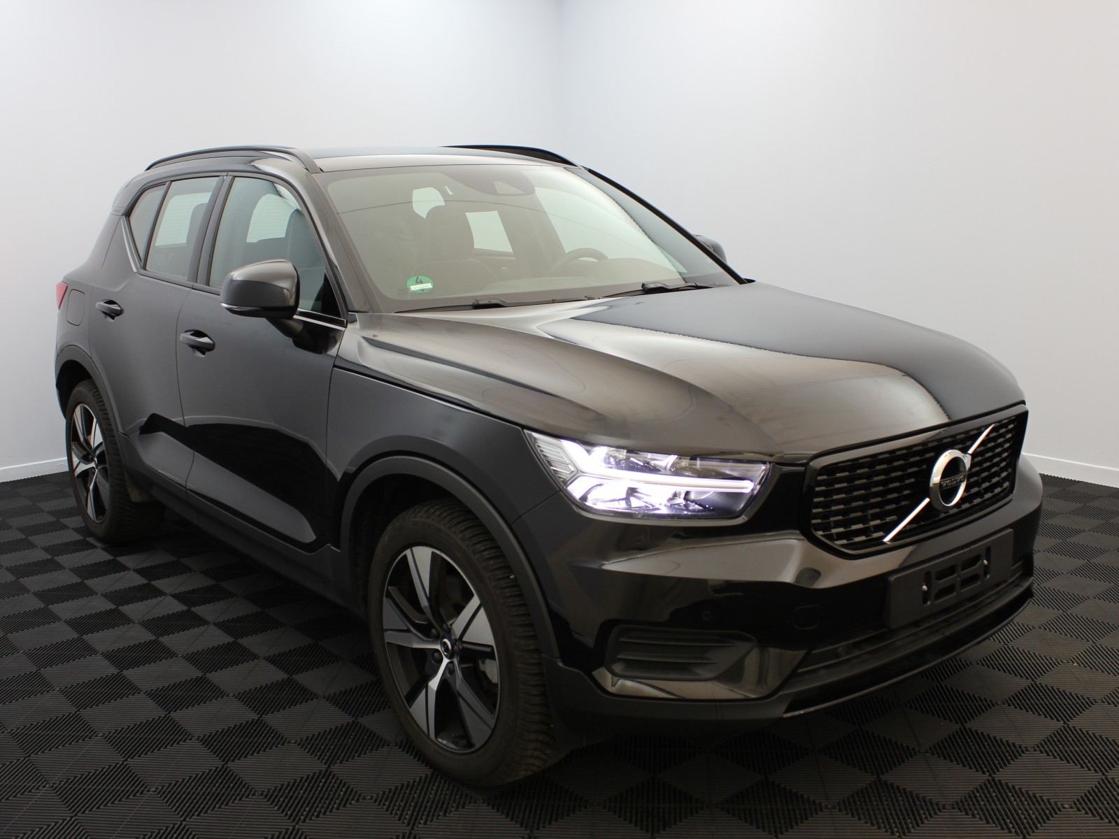 VOLVO - XC40 - #171725 - 1