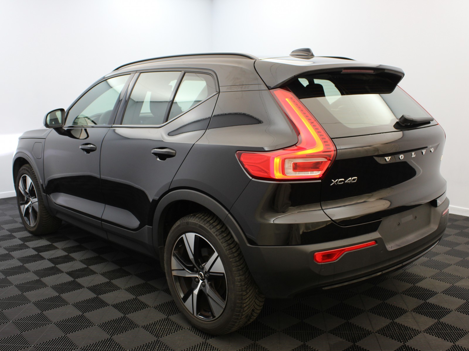 VOLVO - XC40 - #171725 - 2