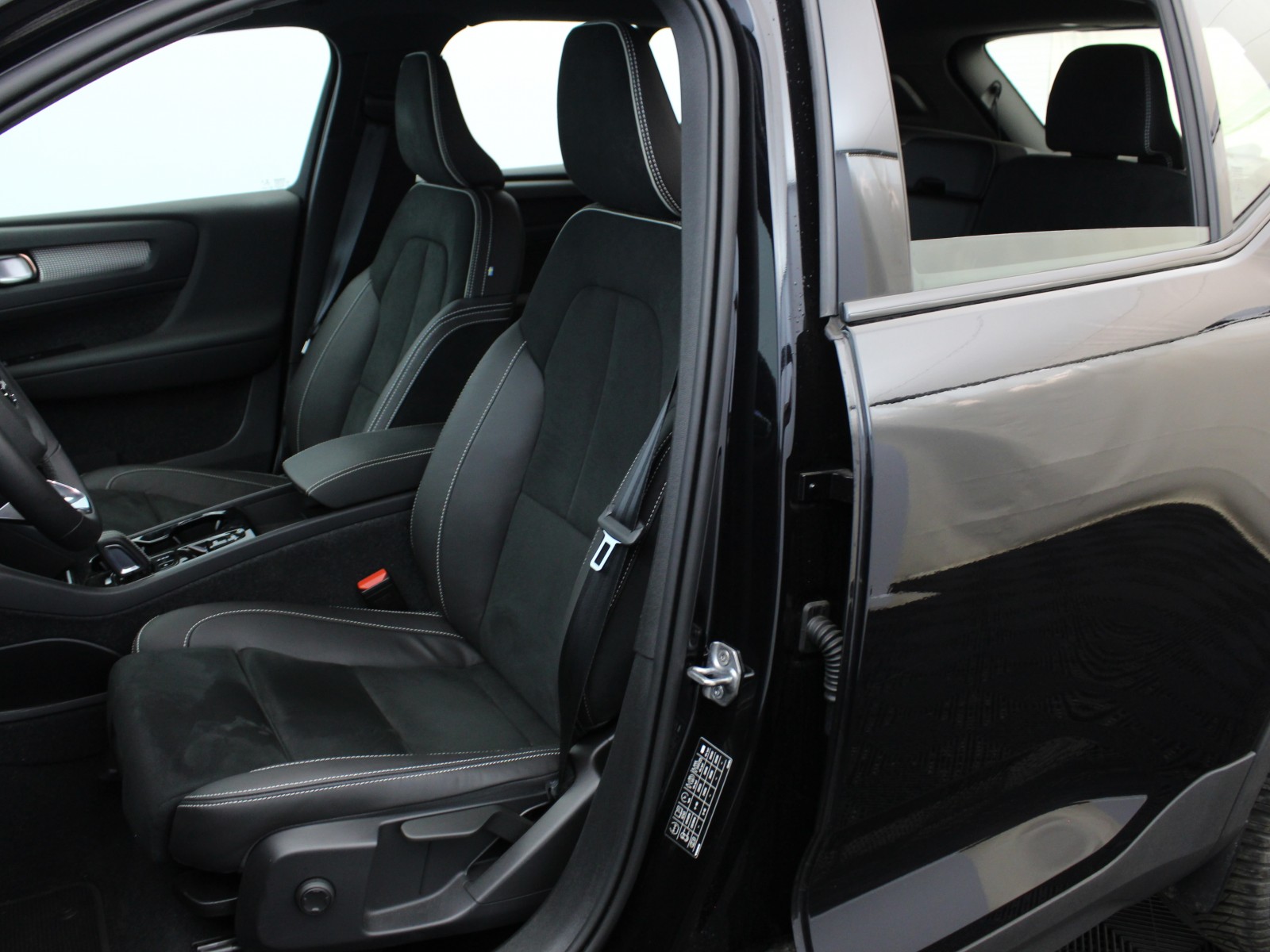 VOLVO - XC40 - #171725 - 7