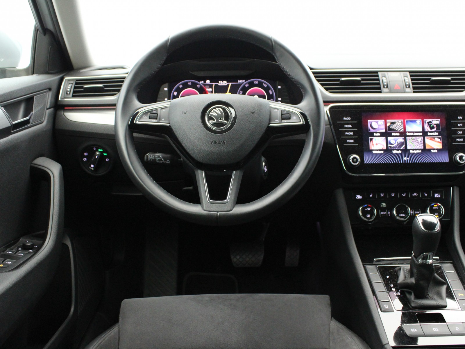 SKODA - SUPERB COMBI - #180431 - 9