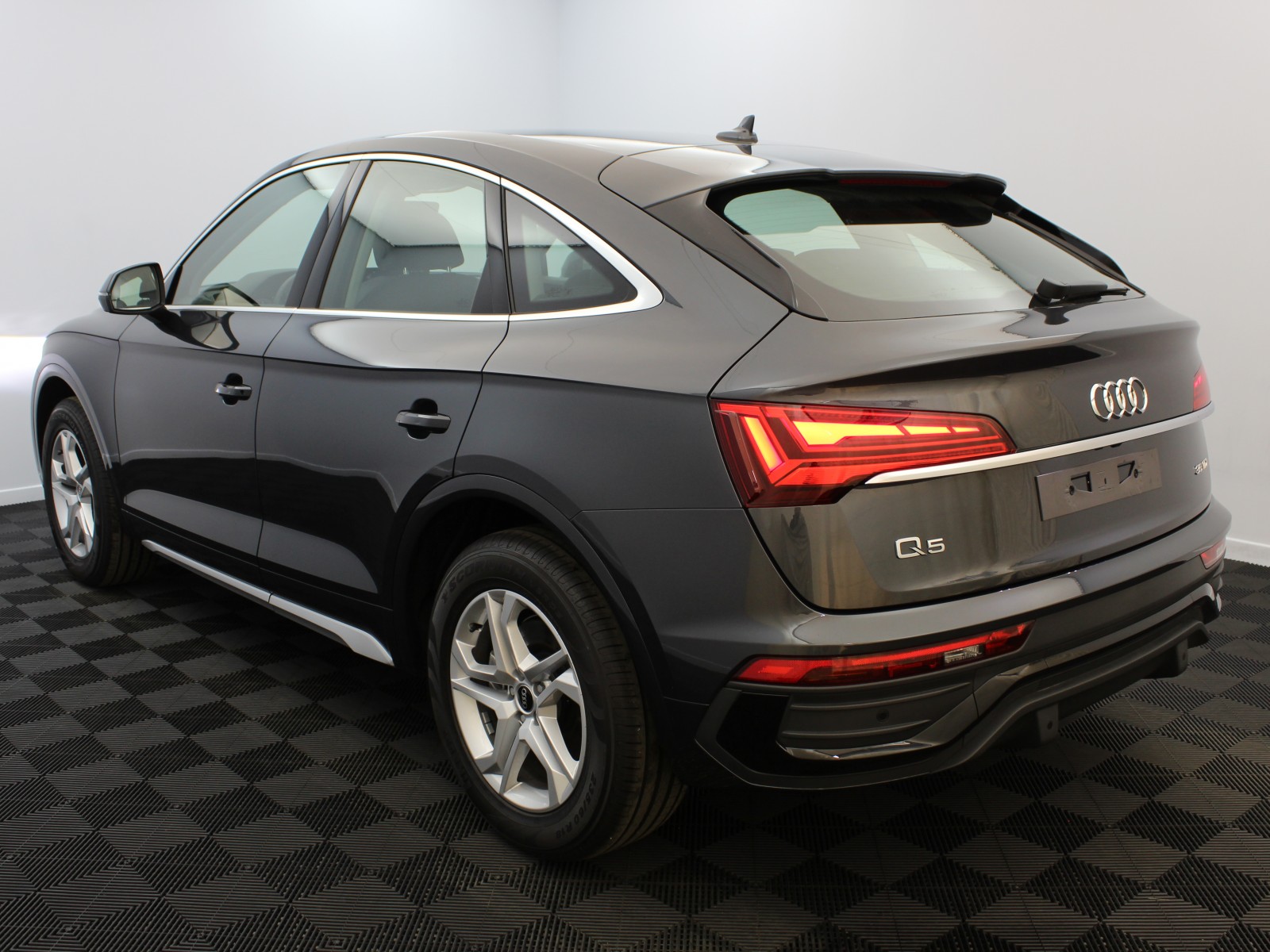 AUDI - Q5 SPORTBACK - #178803 - 2