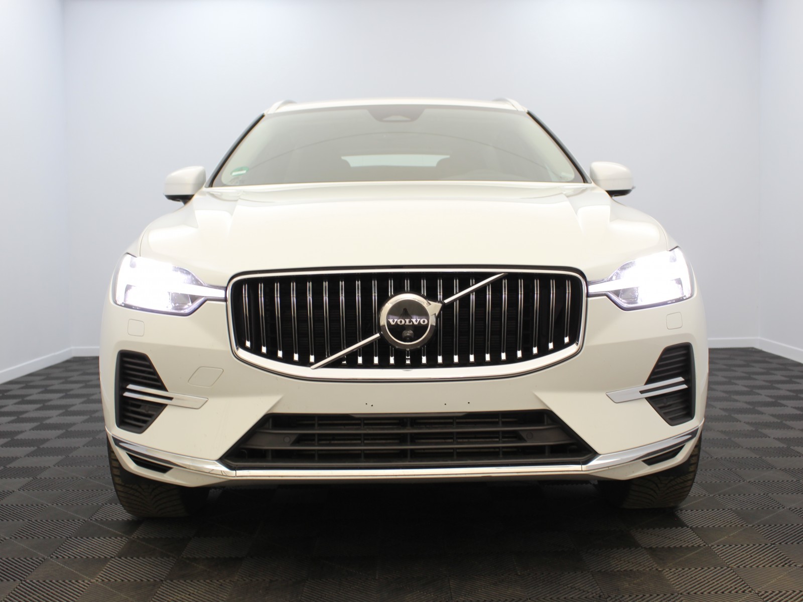 VOLVO - XC60 MY22 - #174942 - 4