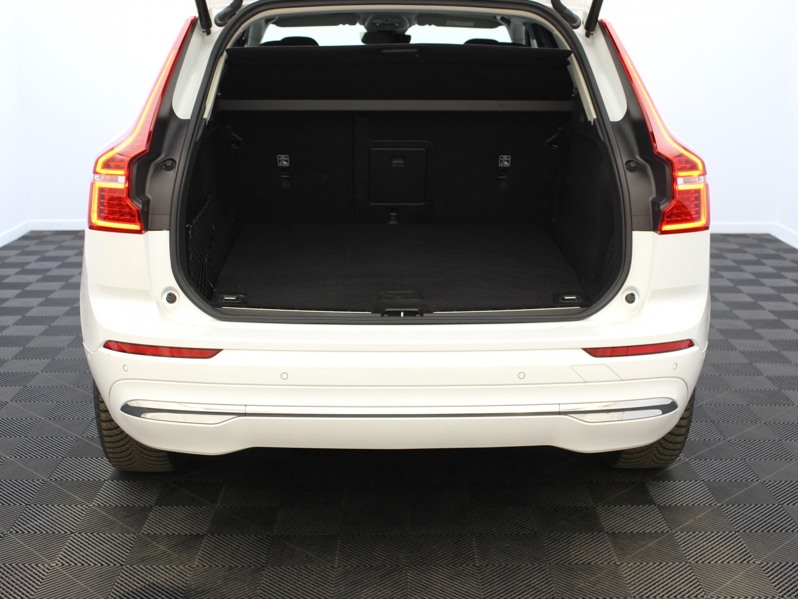 VOLVO - XC60 MY22 - #174942 - 13