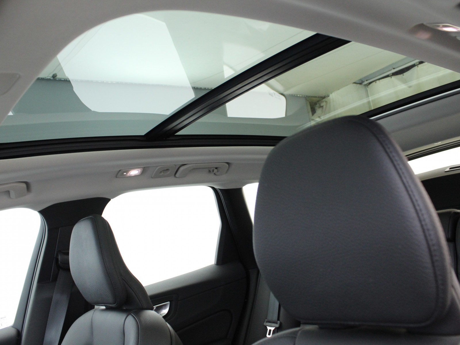 VOLVO - XC60 MY22 - #174943 - 14