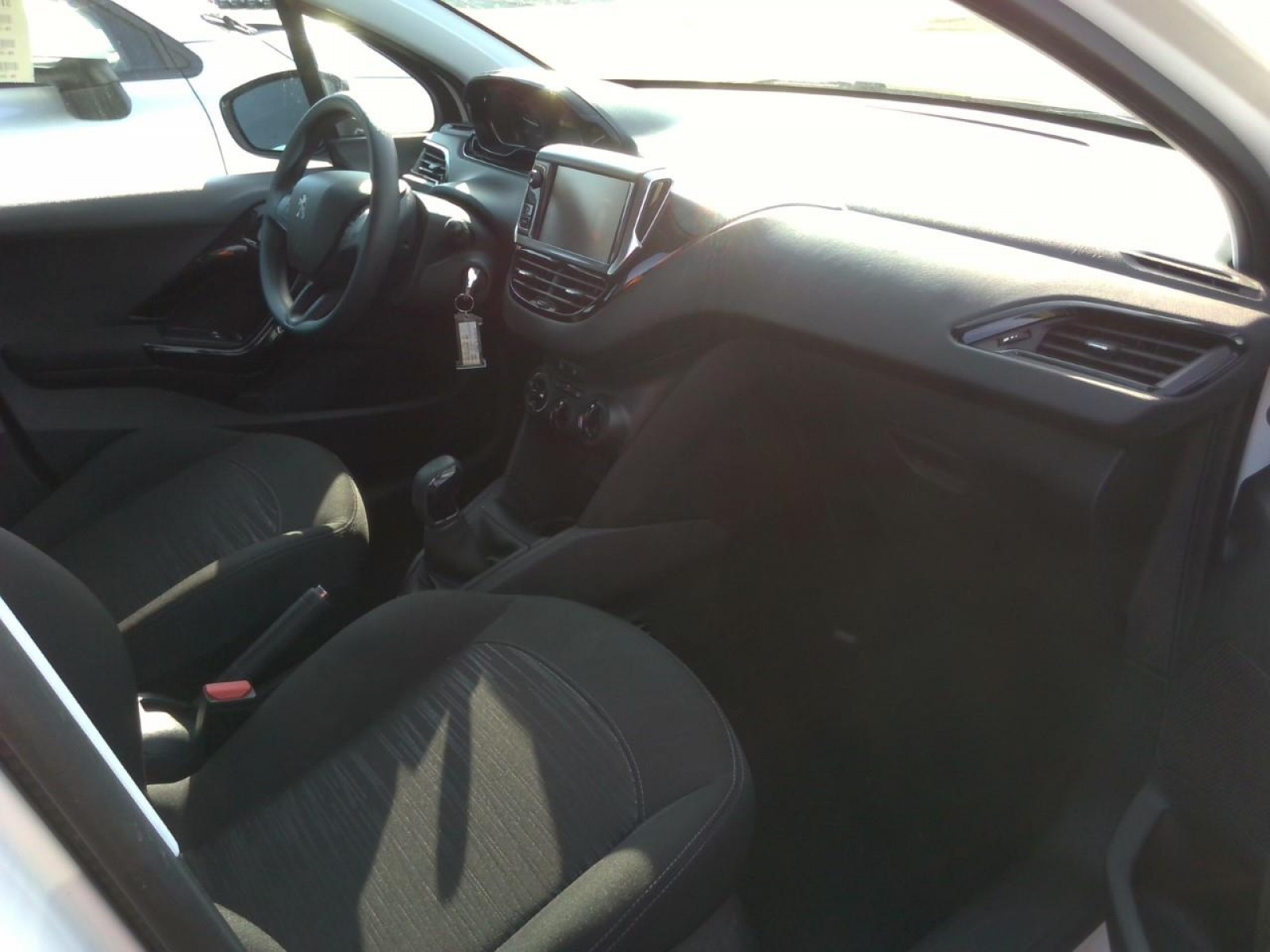 PEUGEOT - 208 AFFAIRE - #181208 - 2