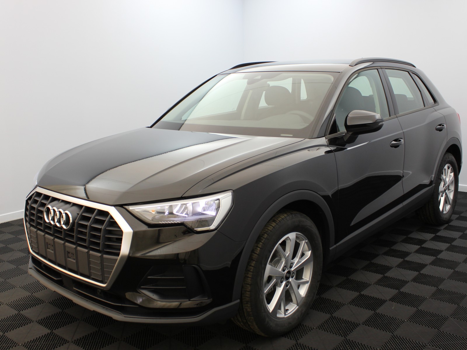 AUDI - Q3 - #174527 - 0