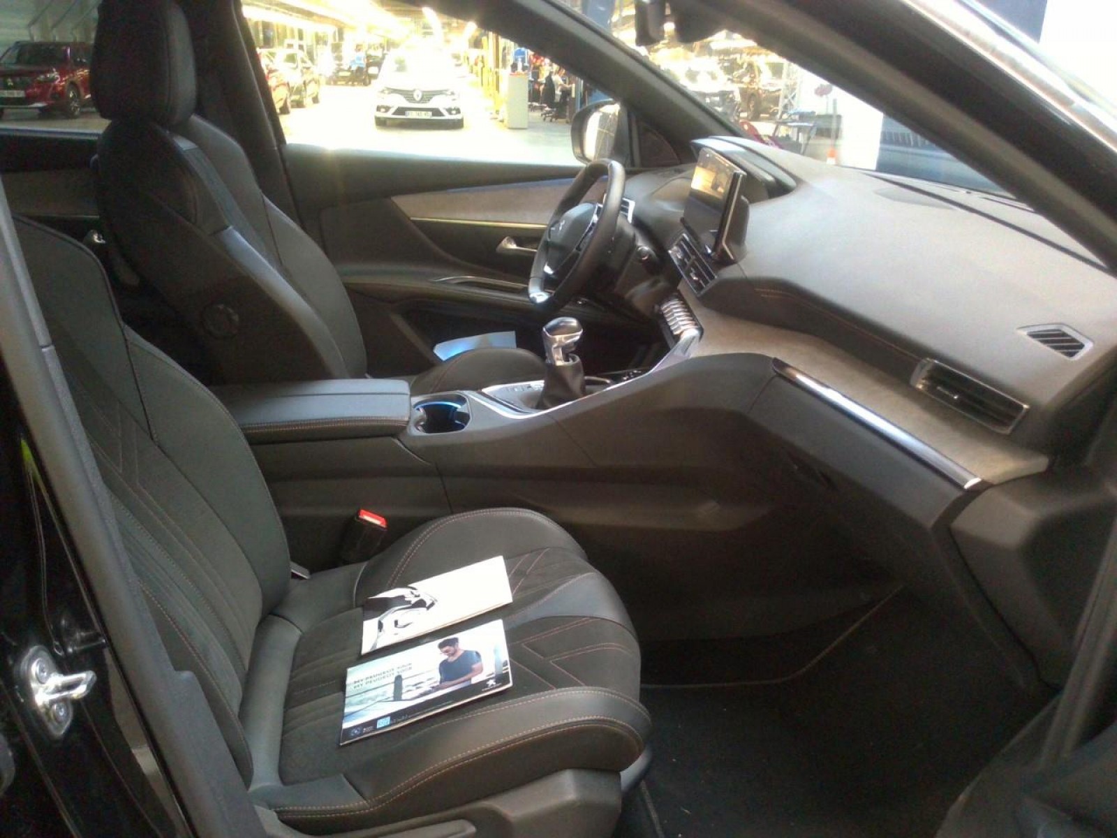 PEUGEOT - 5008 - #181305 - 1