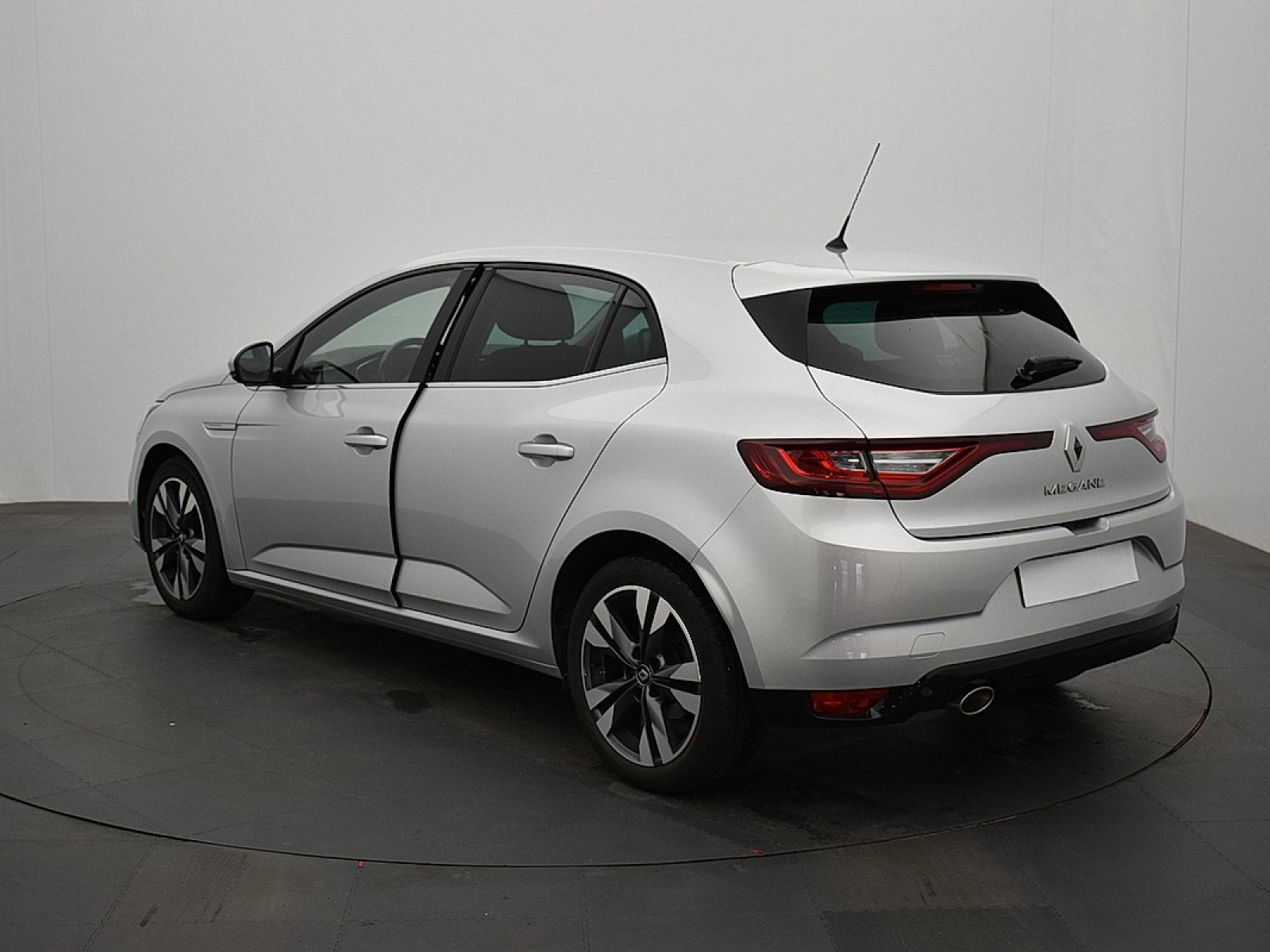 RENAULT - MEGANE IV BERLINE - #181101 - 3