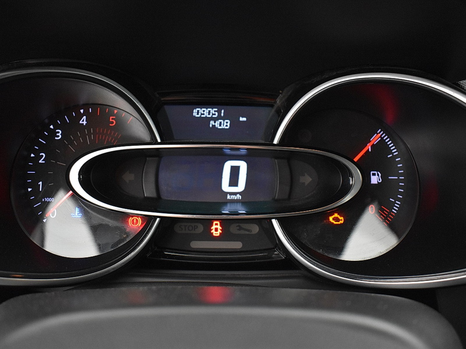 RENAULT - CLIO IV SOCIETE - #181113 - 12