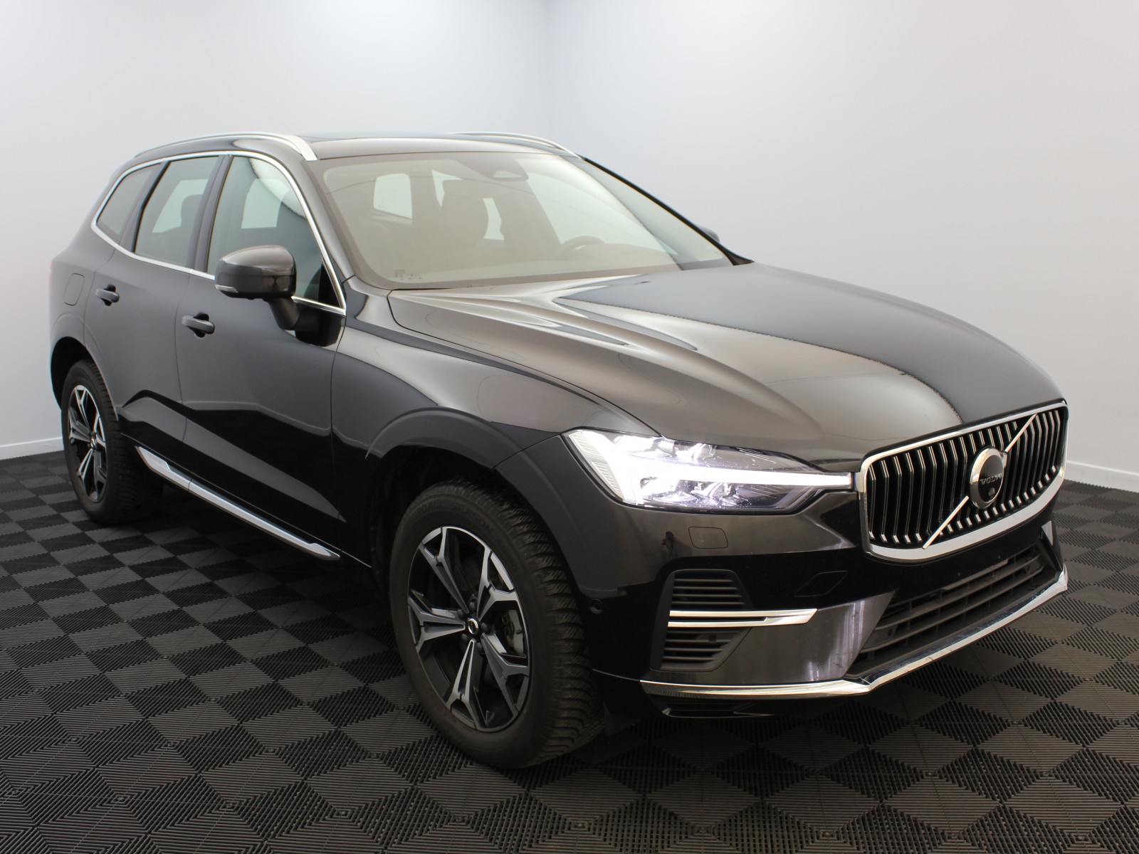 VOLVO - XC60 MY22 - #174939 - 1