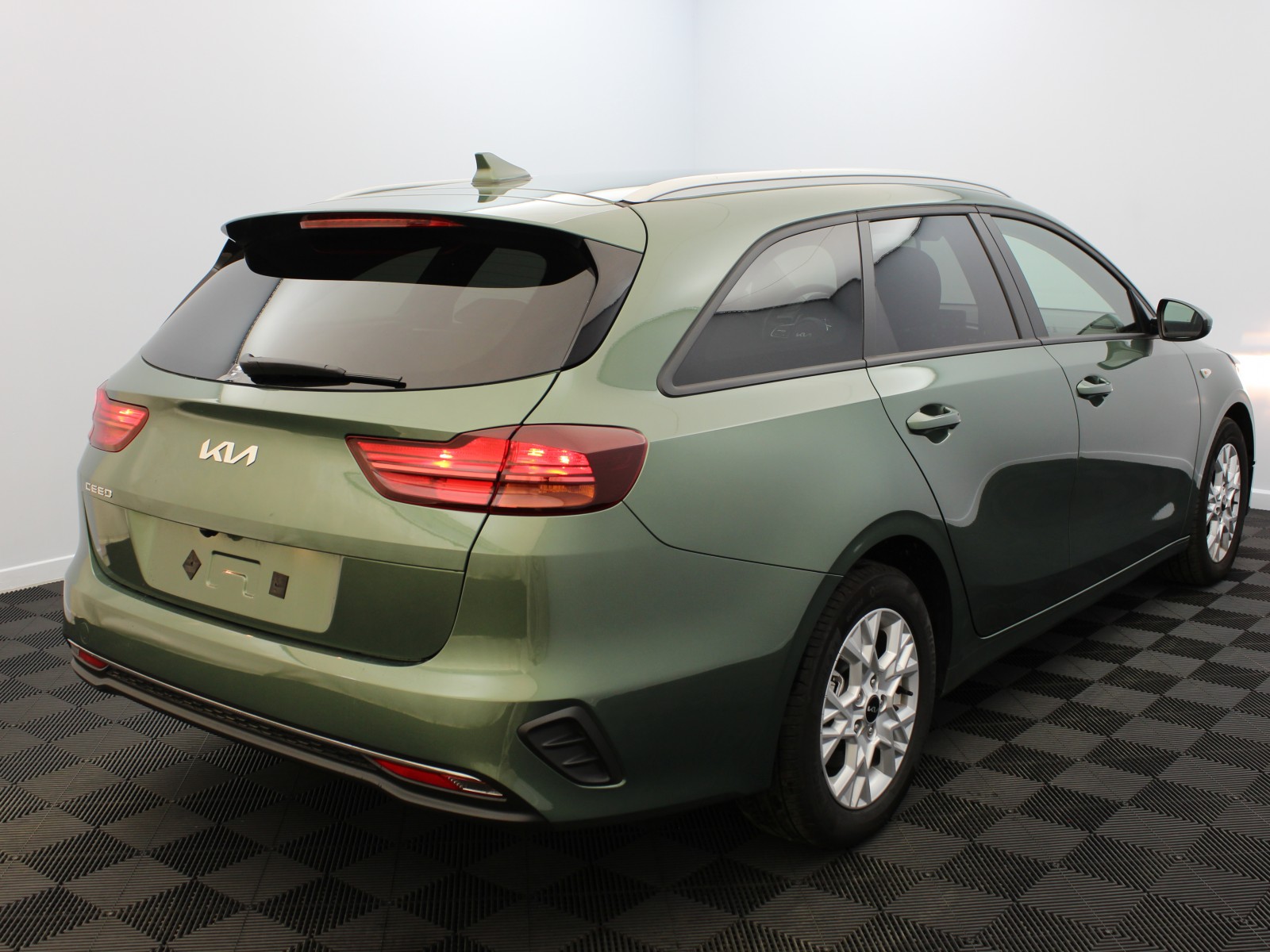KIA - CEED SW - #178739 - 3