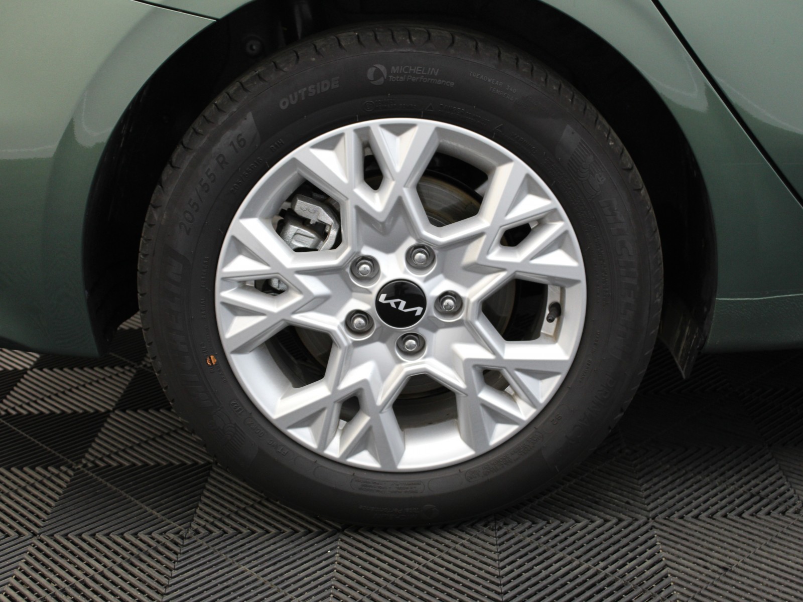 KIA - CEED SW - #178740 - 6