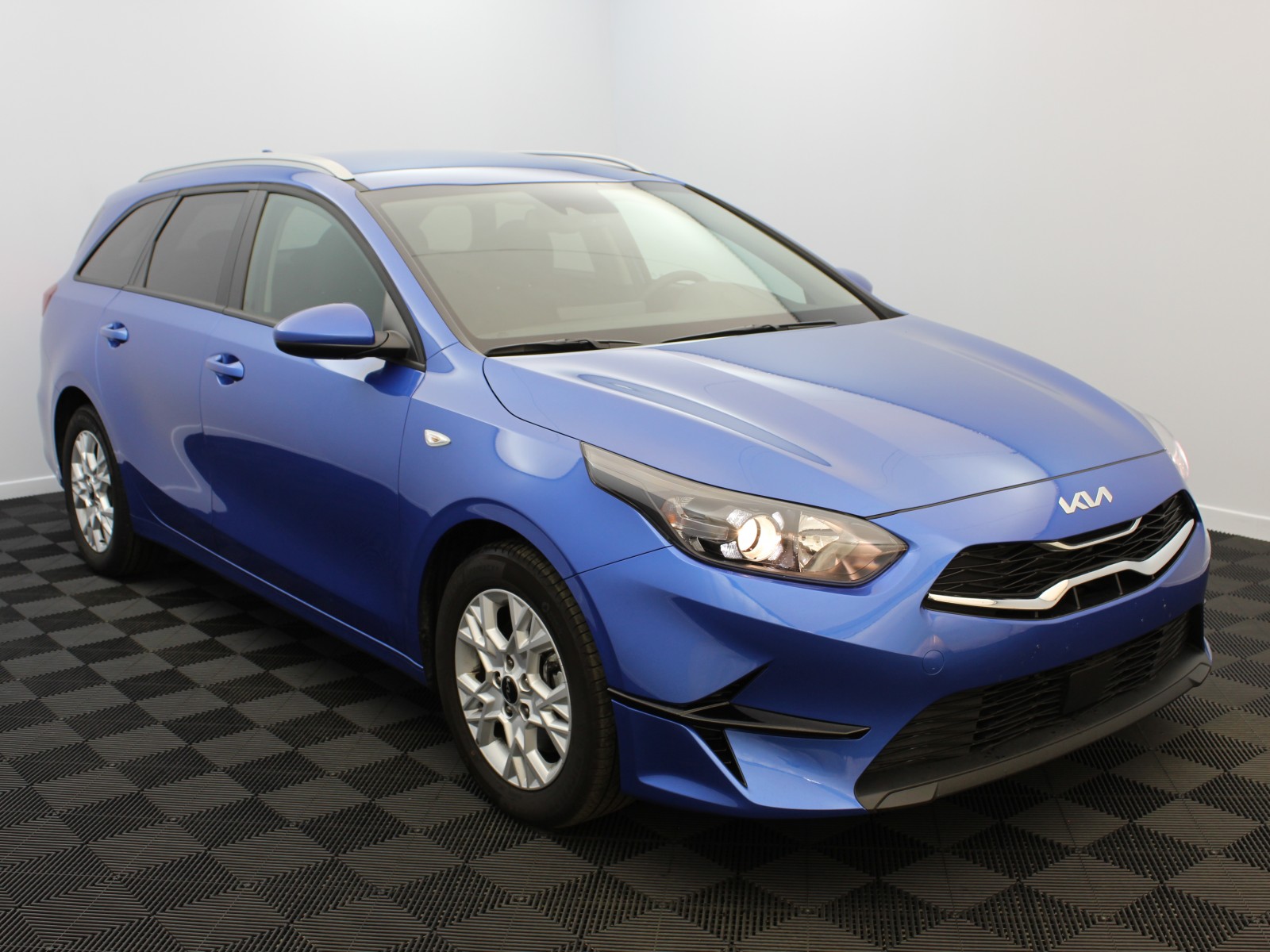 KIA - CEED SW - #179260 - 1