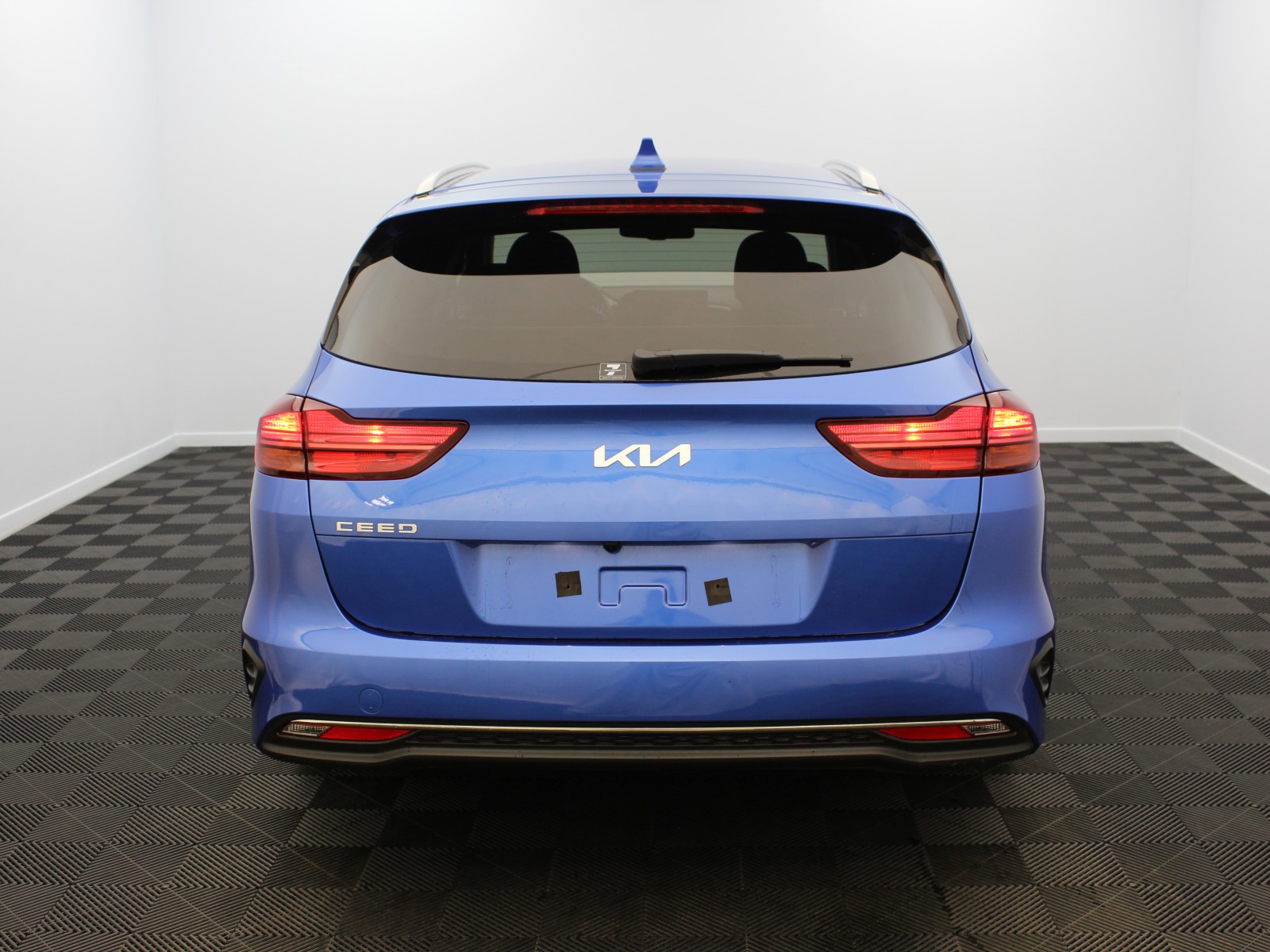 KIA - CEED SW - #179260 - 5