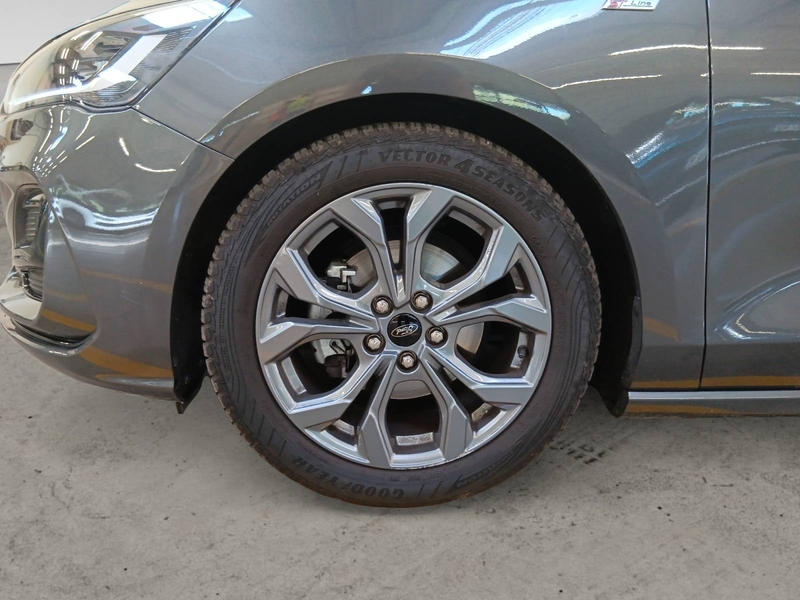 FORD - FOCUS - #761470 - 6