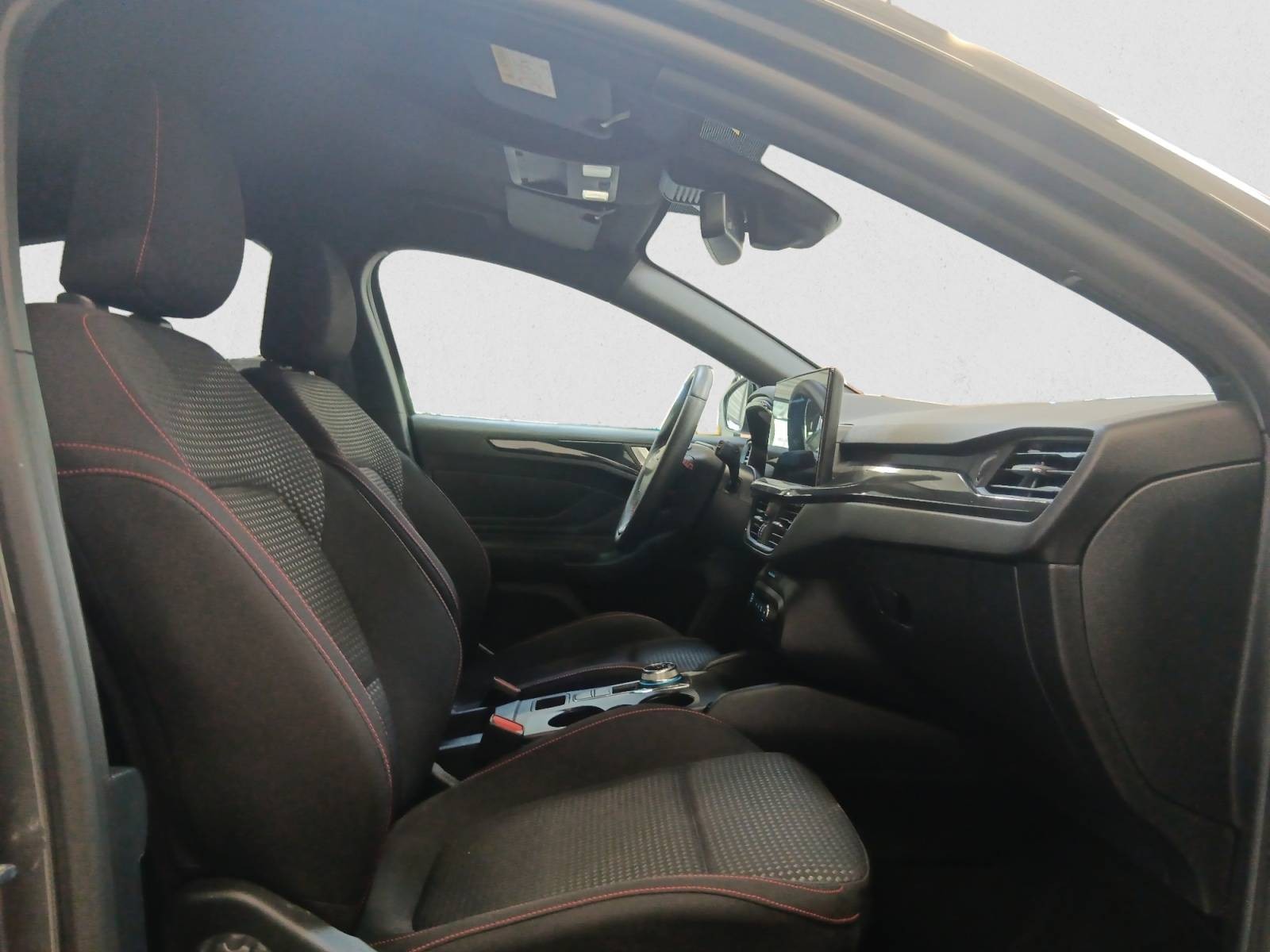 FORD - FOCUS - #761477 - 11