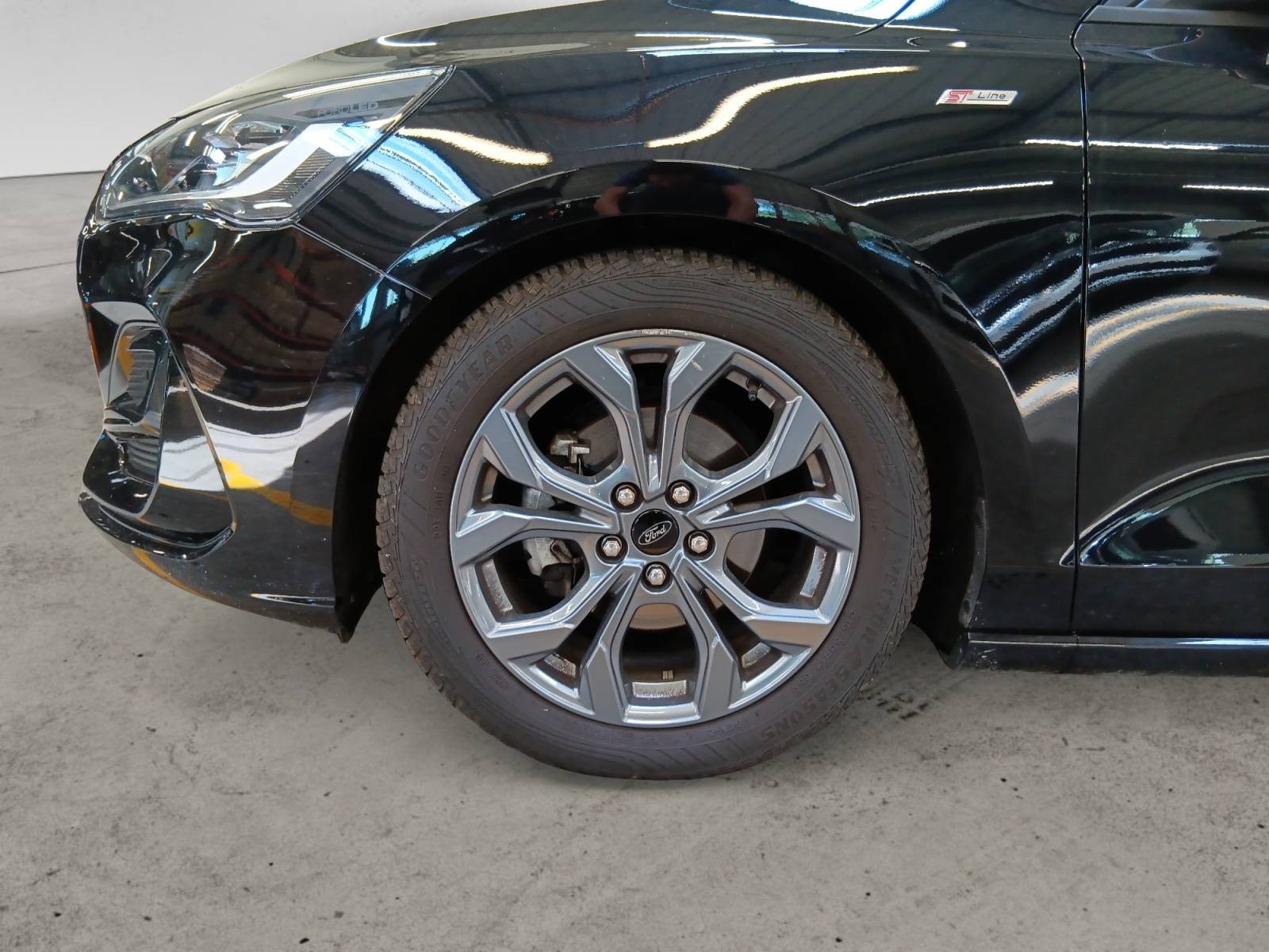 FORD - FOCUS - #759375 - 6