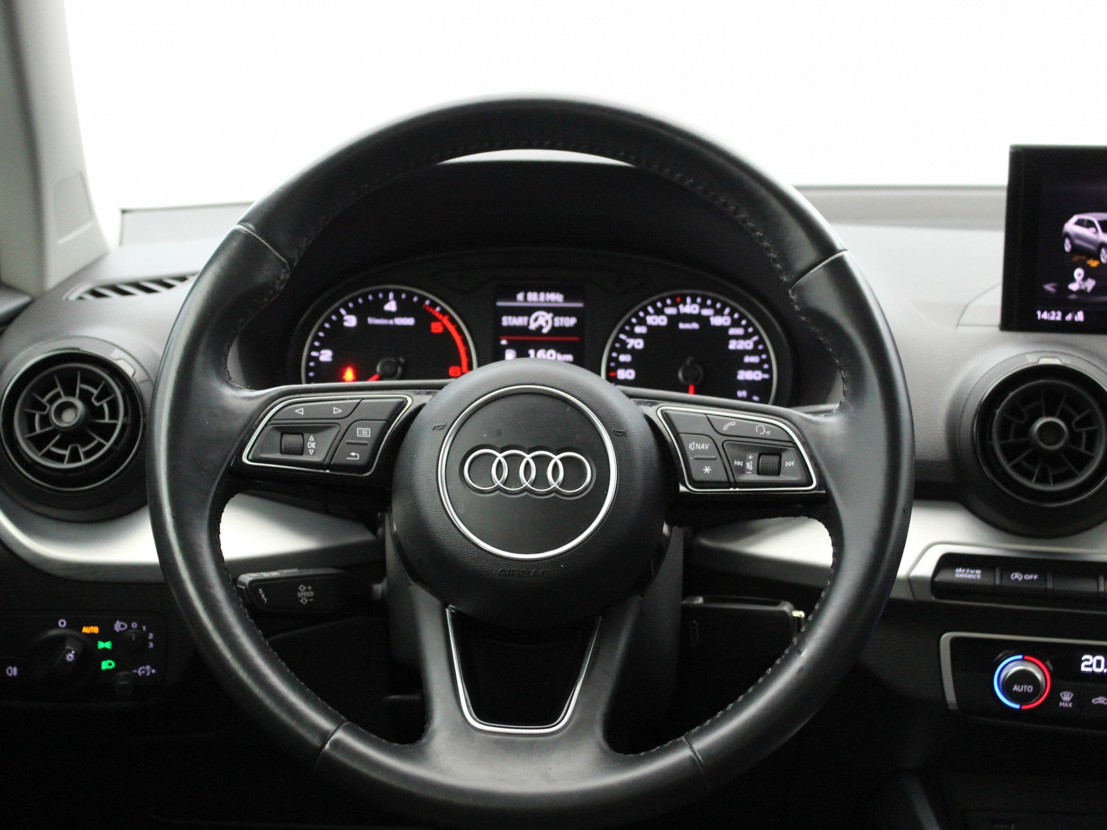 AUDI - Q2 - #180733 - 10