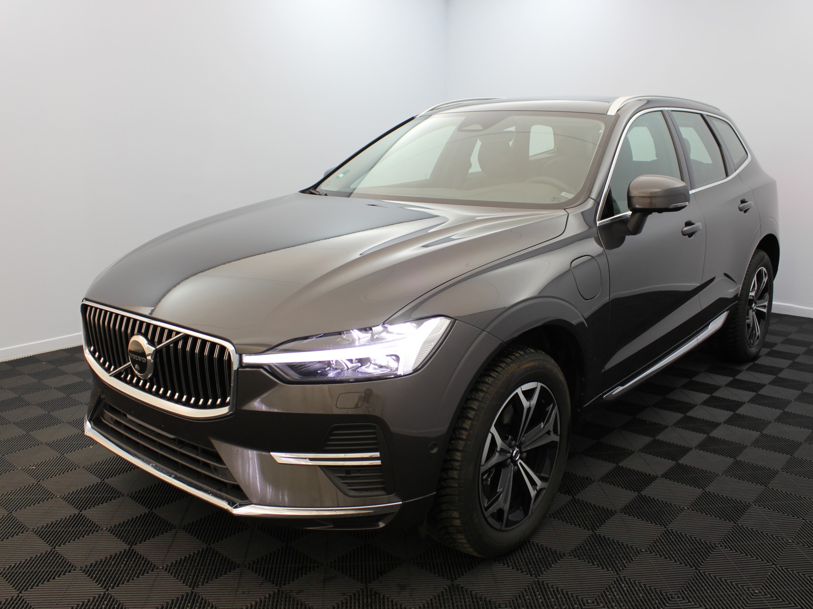 VOLVO - XC60 MY22 - #174938 - 0