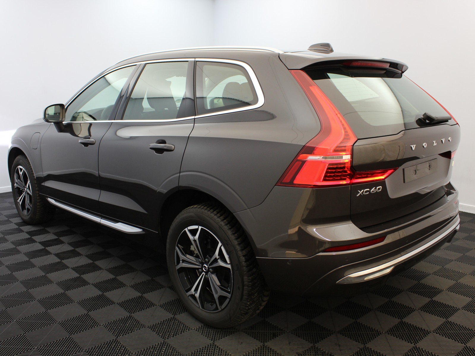 VOLVO - XC60 MY22 - #174940 - 2