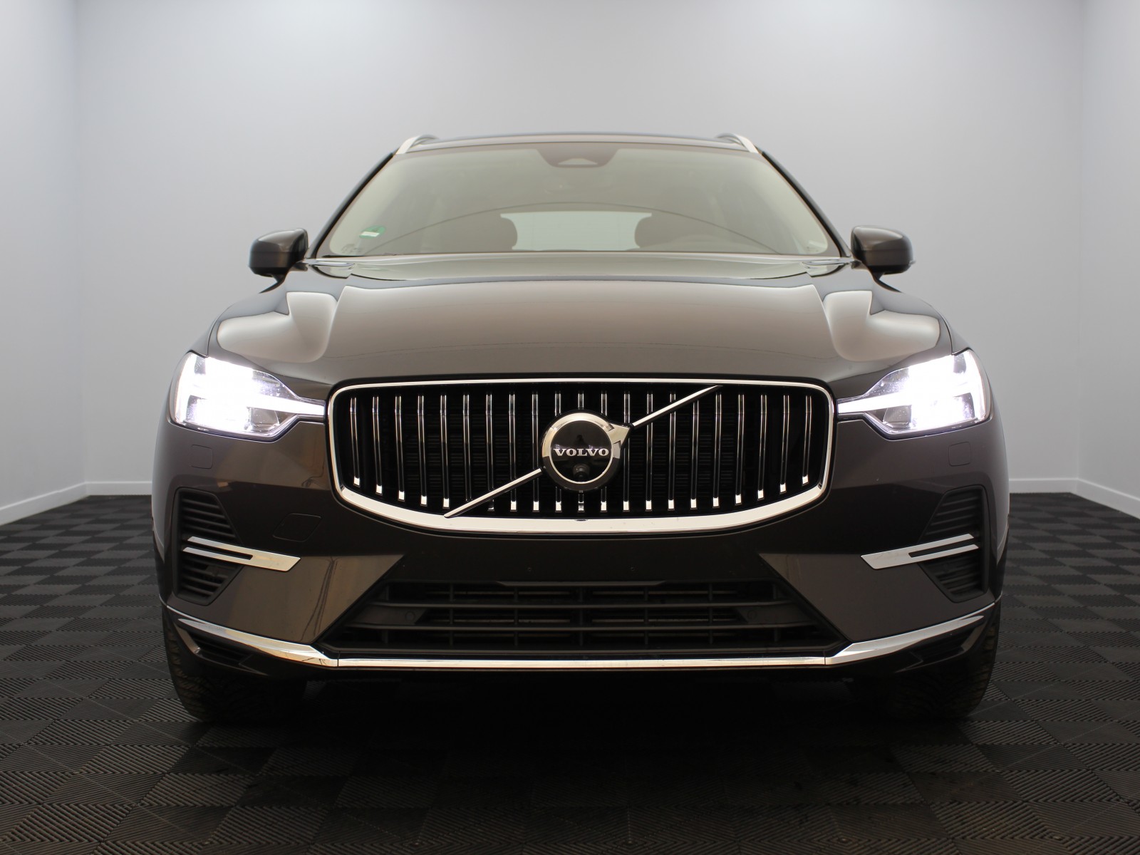 VOLVO - XC60 MY22 - #174940 - 4
