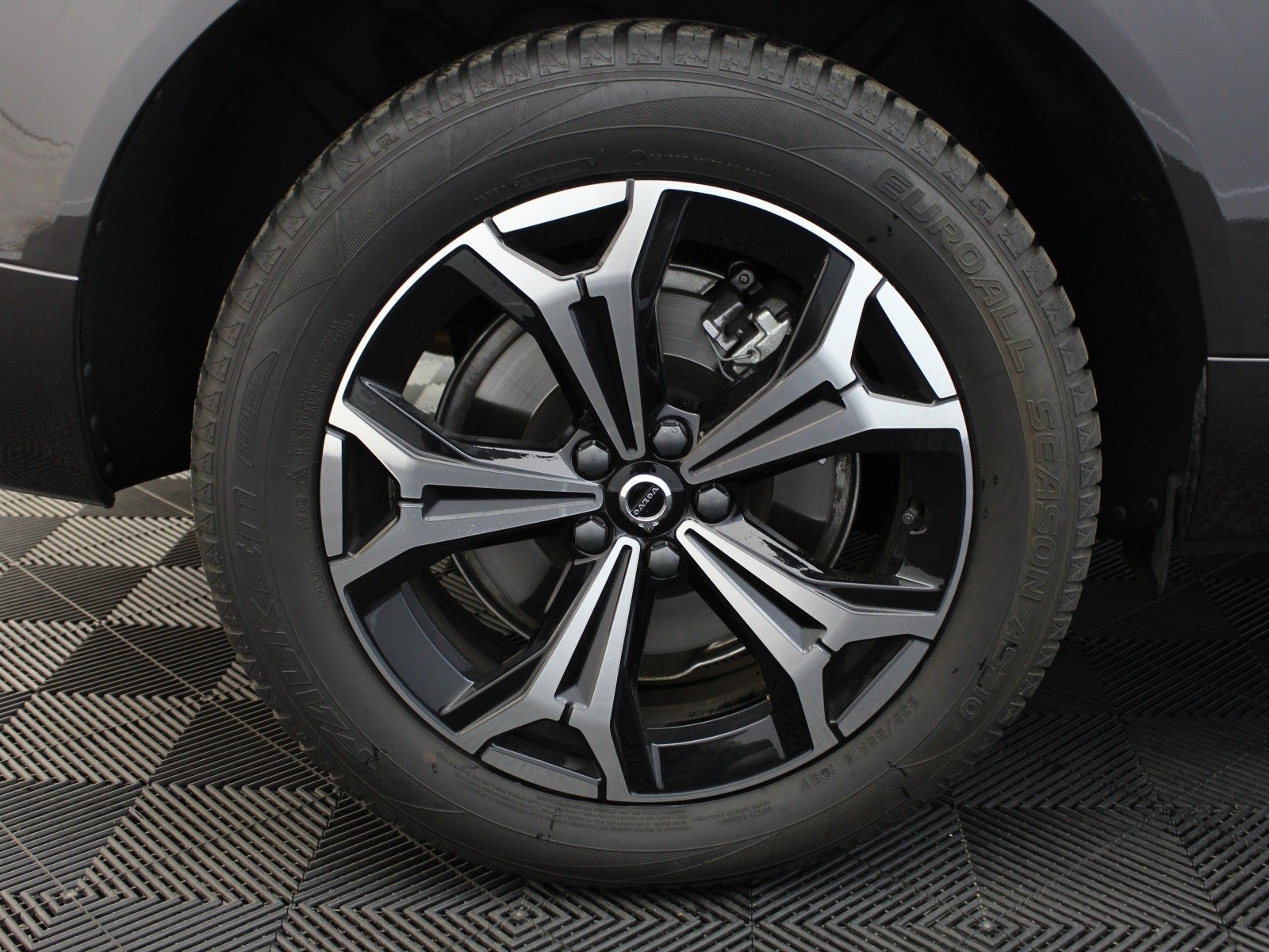 VOLVO - XC60 MY22 - #174940 - 6