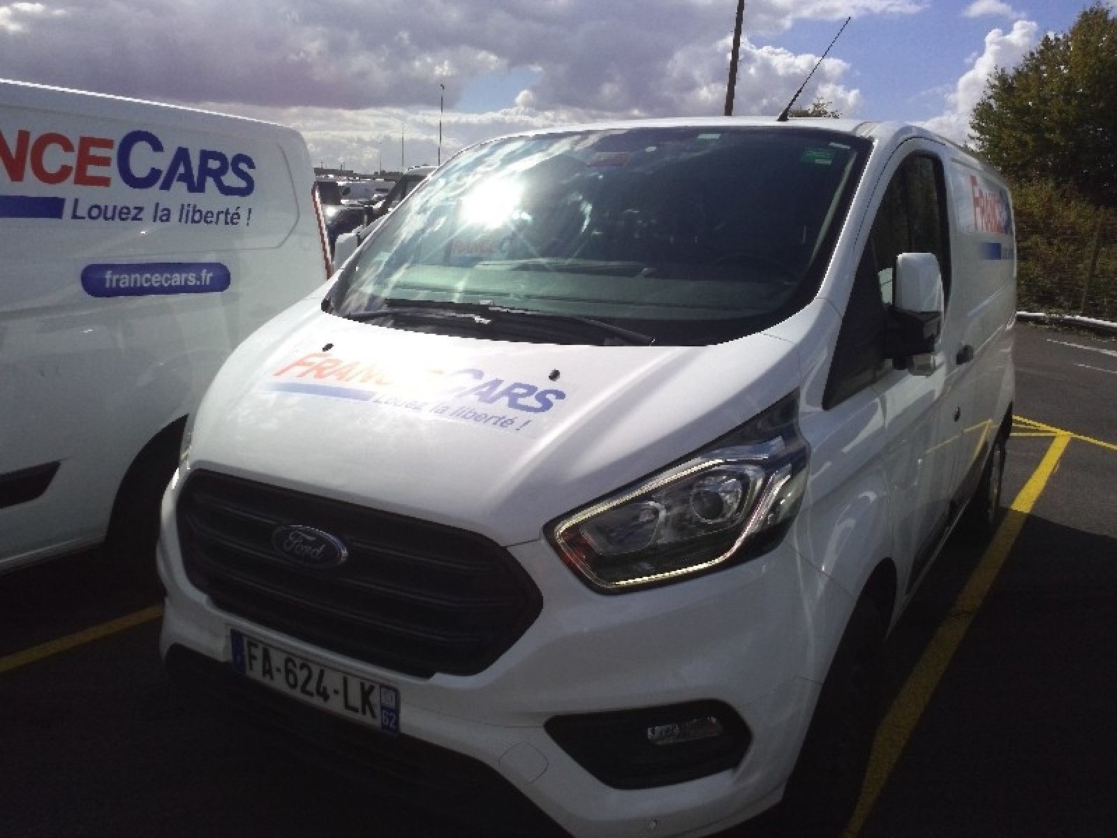 FORD - TRANSIT CUSTOM FOURGON - #181421 - 0