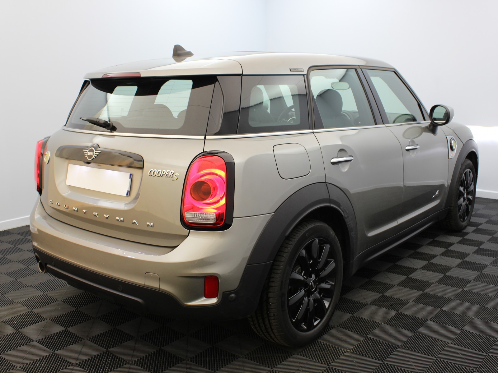 MINI - MINI COUNTRYMAN F60 LCI - #180104 - 2