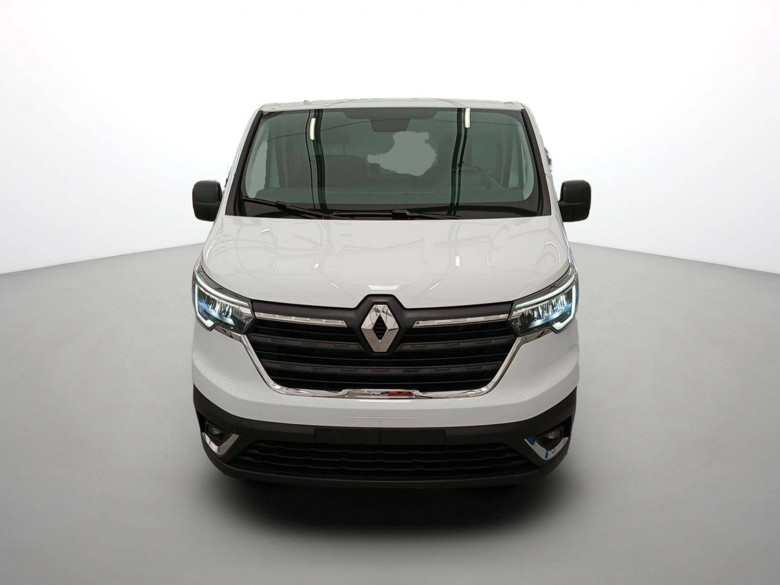 RENAULT - TRAFIC FOURGON - #736851 - 84