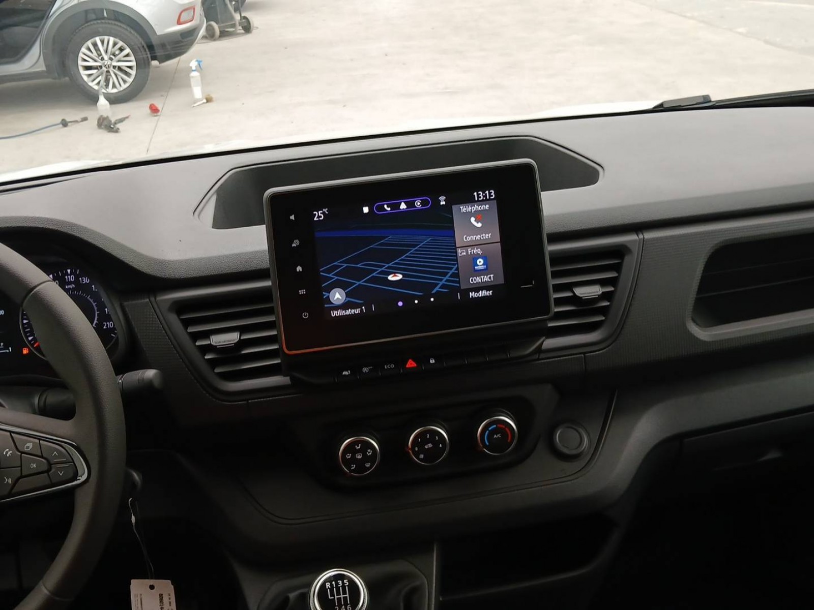 RENAULT - TRAFIC FOURGON - #736851 - 89