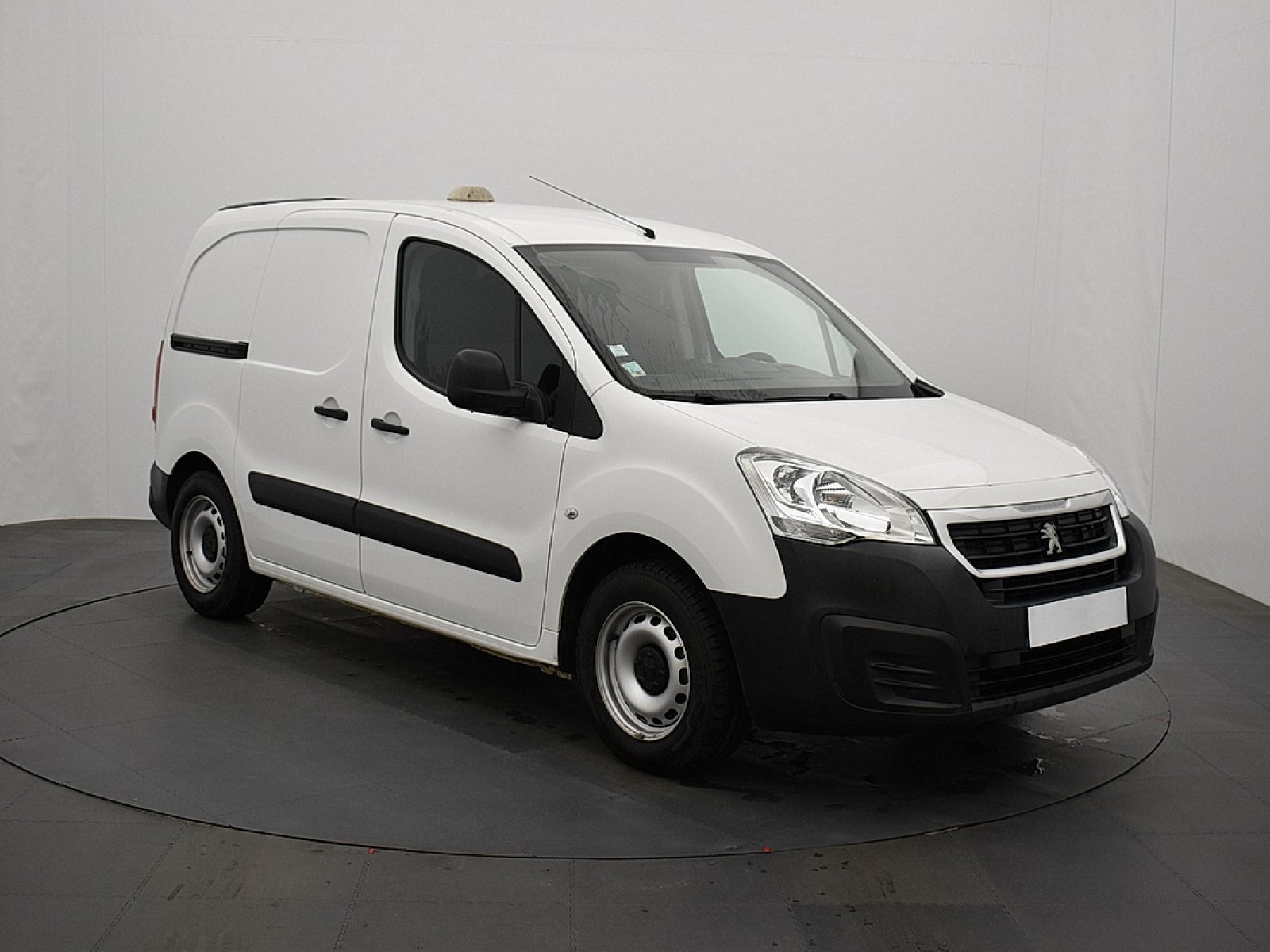 PEUGEOT - PARTNER FOURGON - #180713 - 1