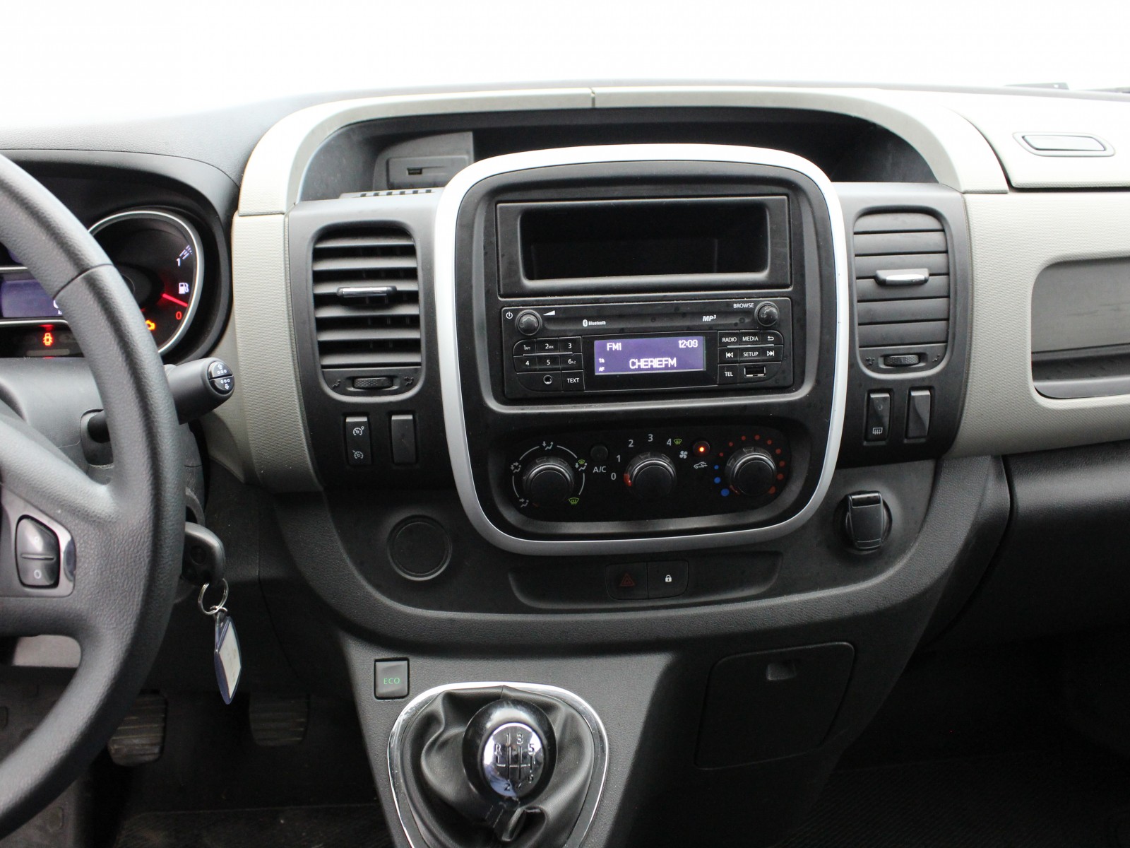 RENAULT - TRAFIC FOURGON - #181300 - 11