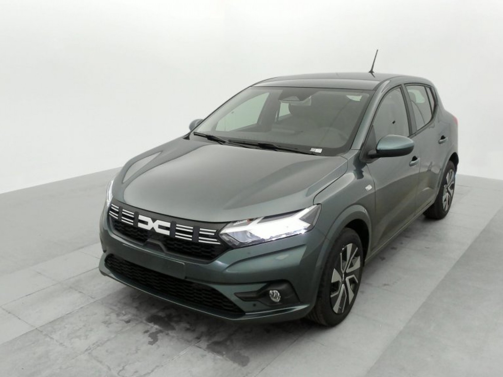 DACIA - Sandero - #740152 - 4