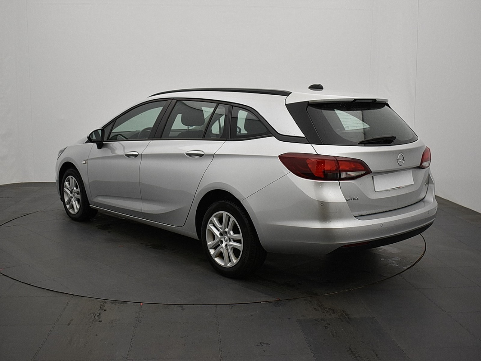 OPEL - ASTRA SPORTS TOURER BUSINESS - #181251 - 3