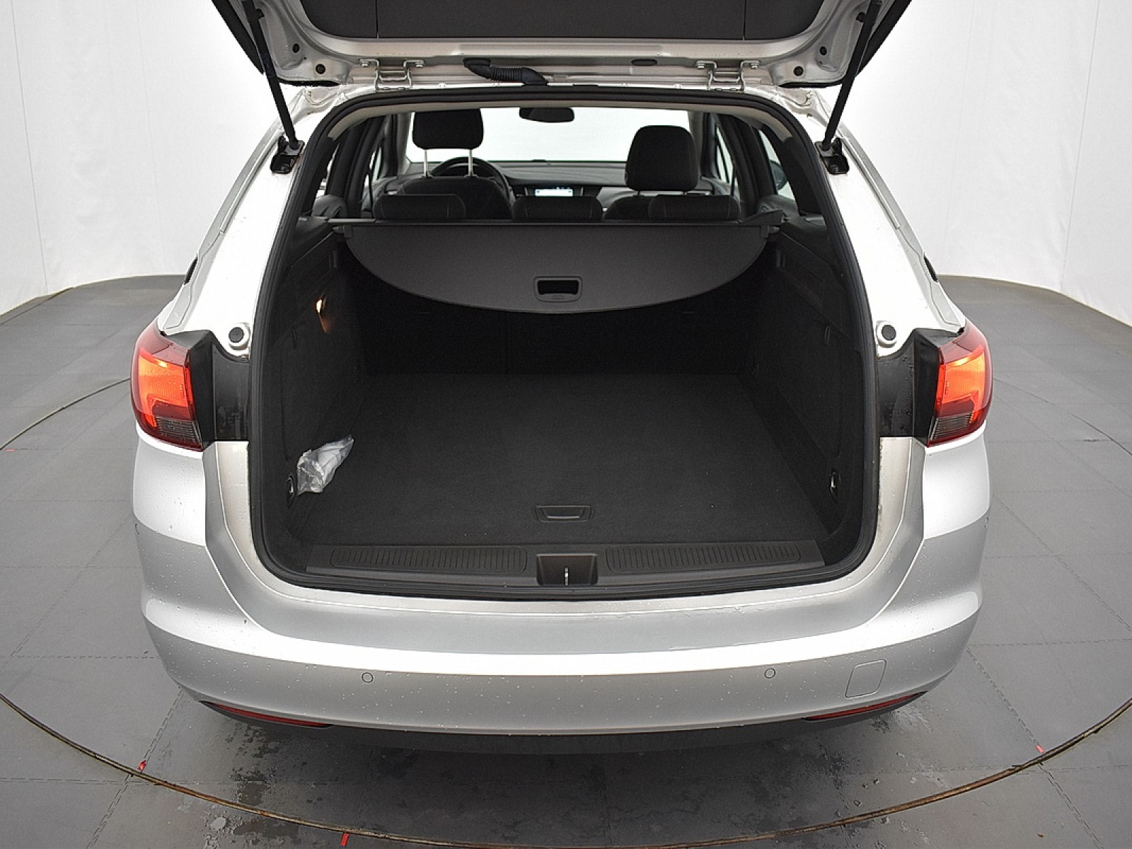 OPEL - ASTRA SPORTS TOURER BUSINESS - #181251 - 13