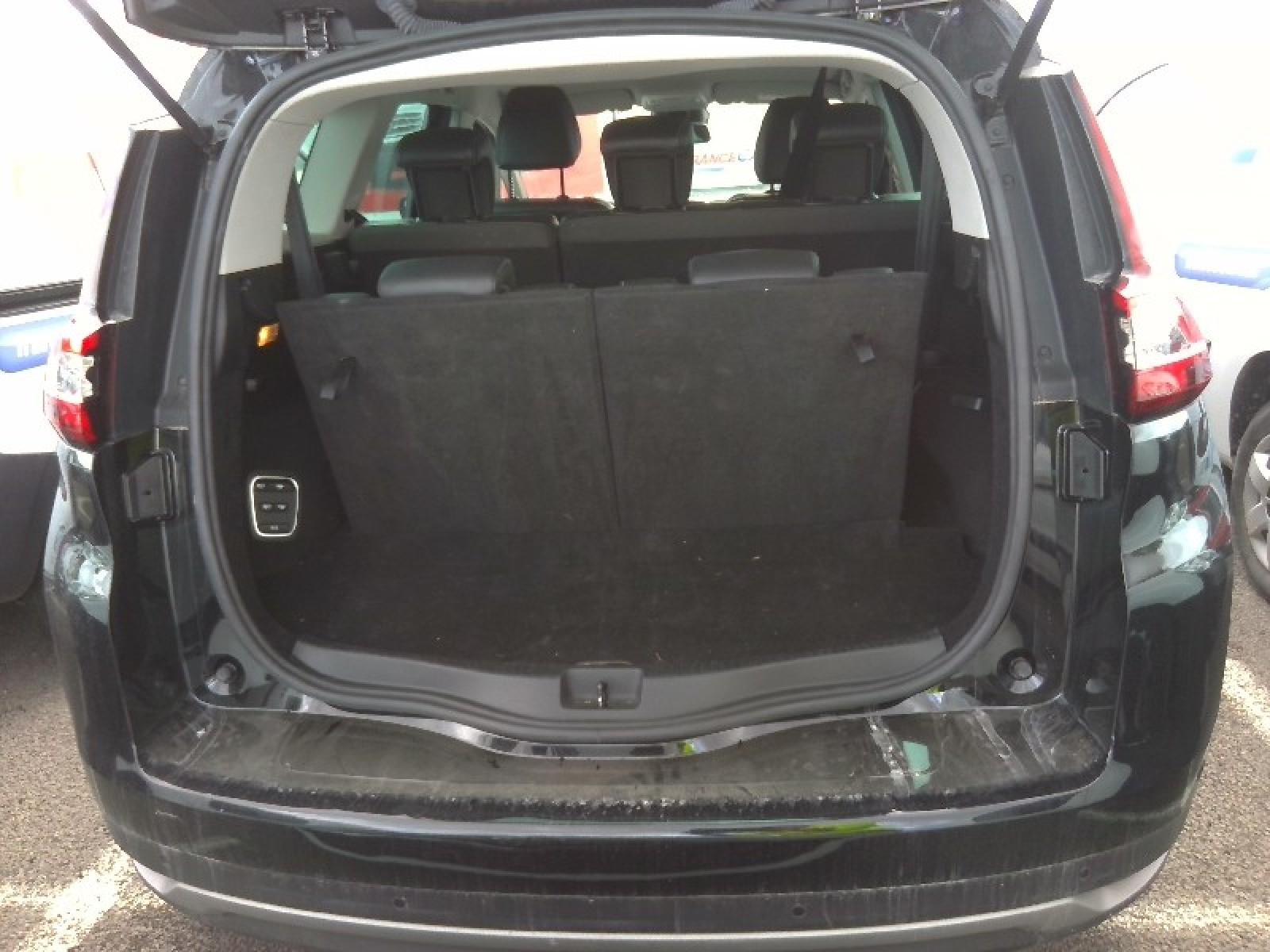 RENAULT - GRAND SCENIC IV - #181535 - 6
