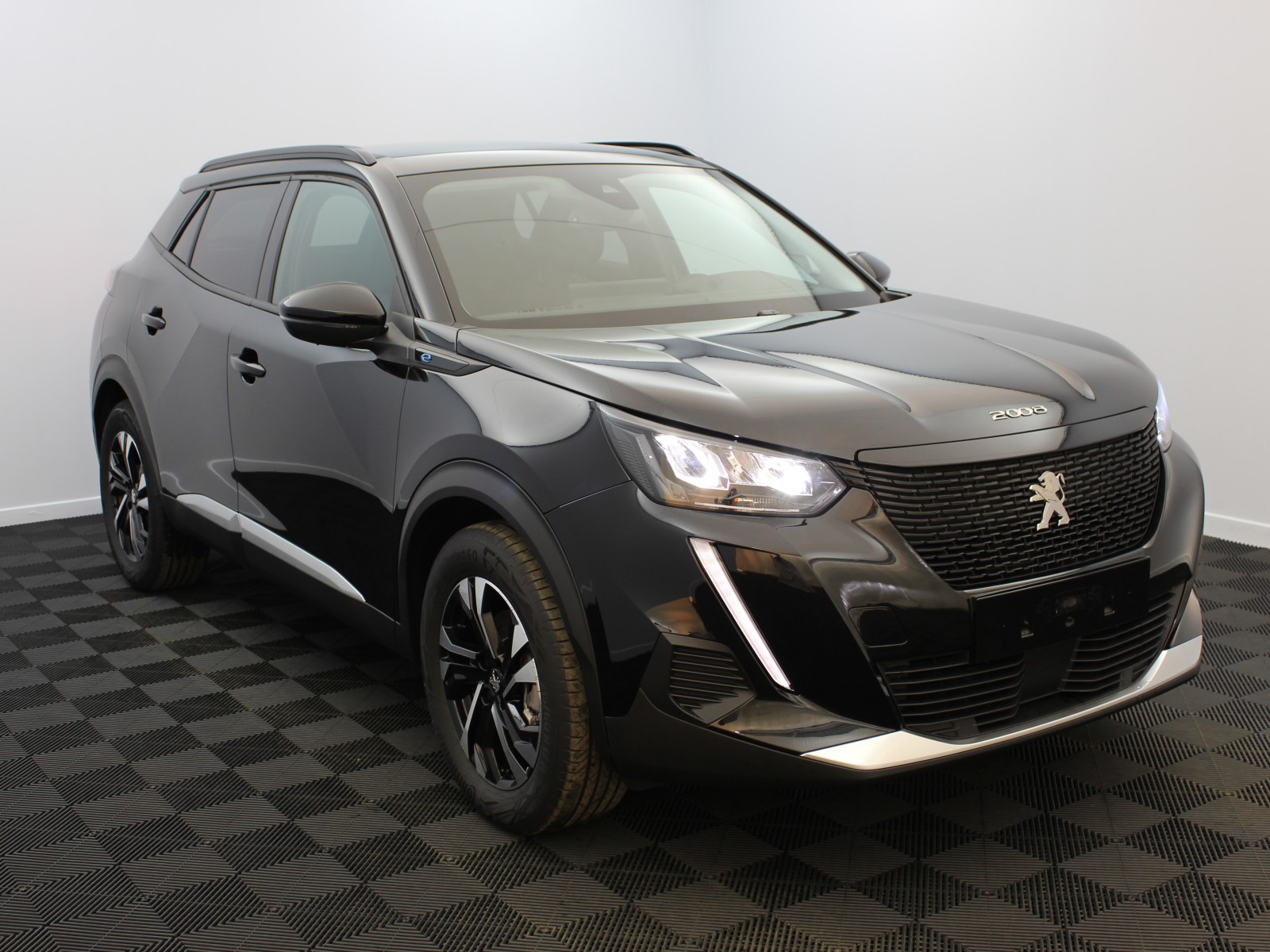 PEUGEOT - 2008 - #181228 - 1