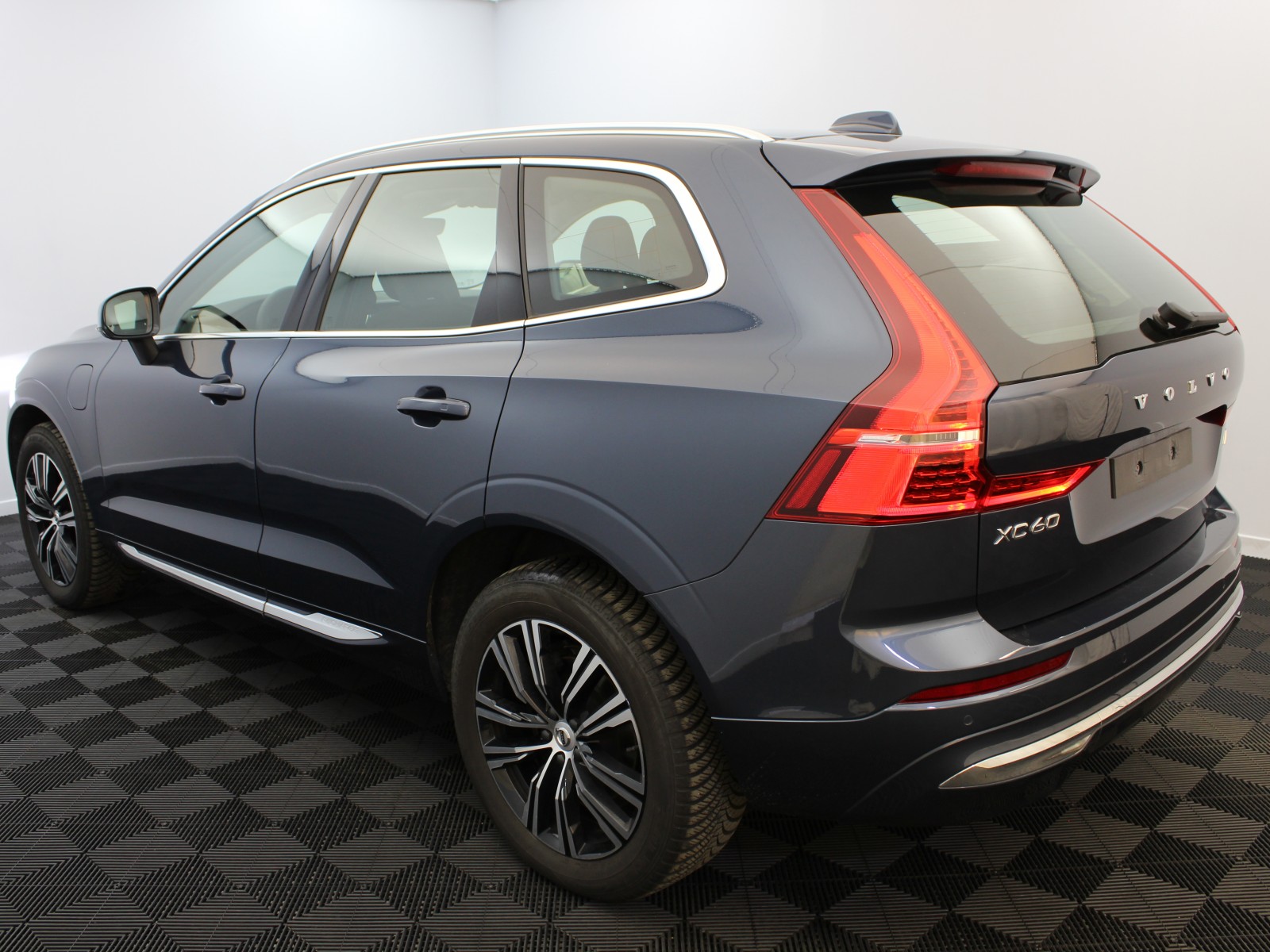 VOLVO - XC60 - #181588 - 3