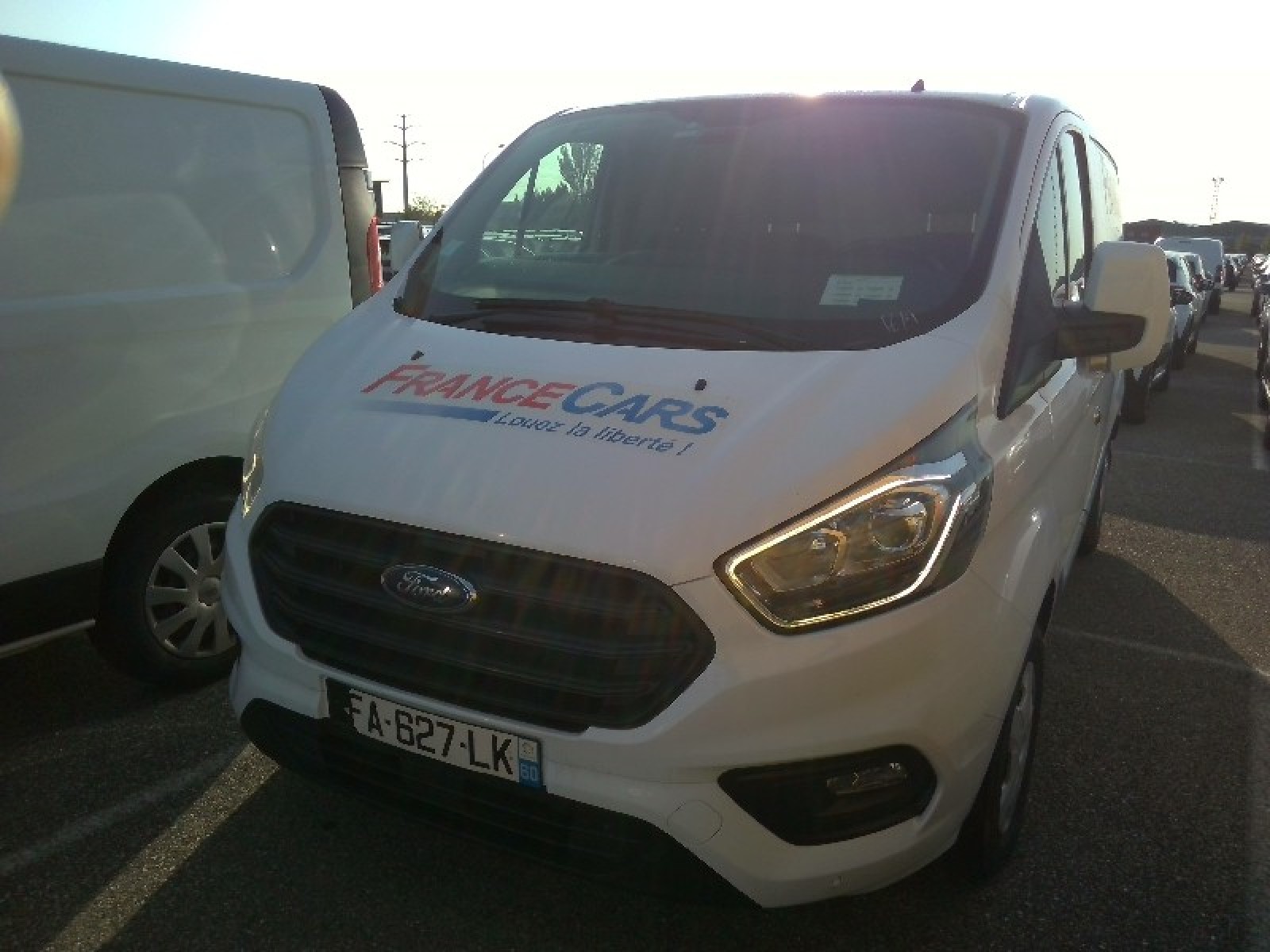 FORD - TRANSIT CUSTOM FOURGON - #181589 - 0