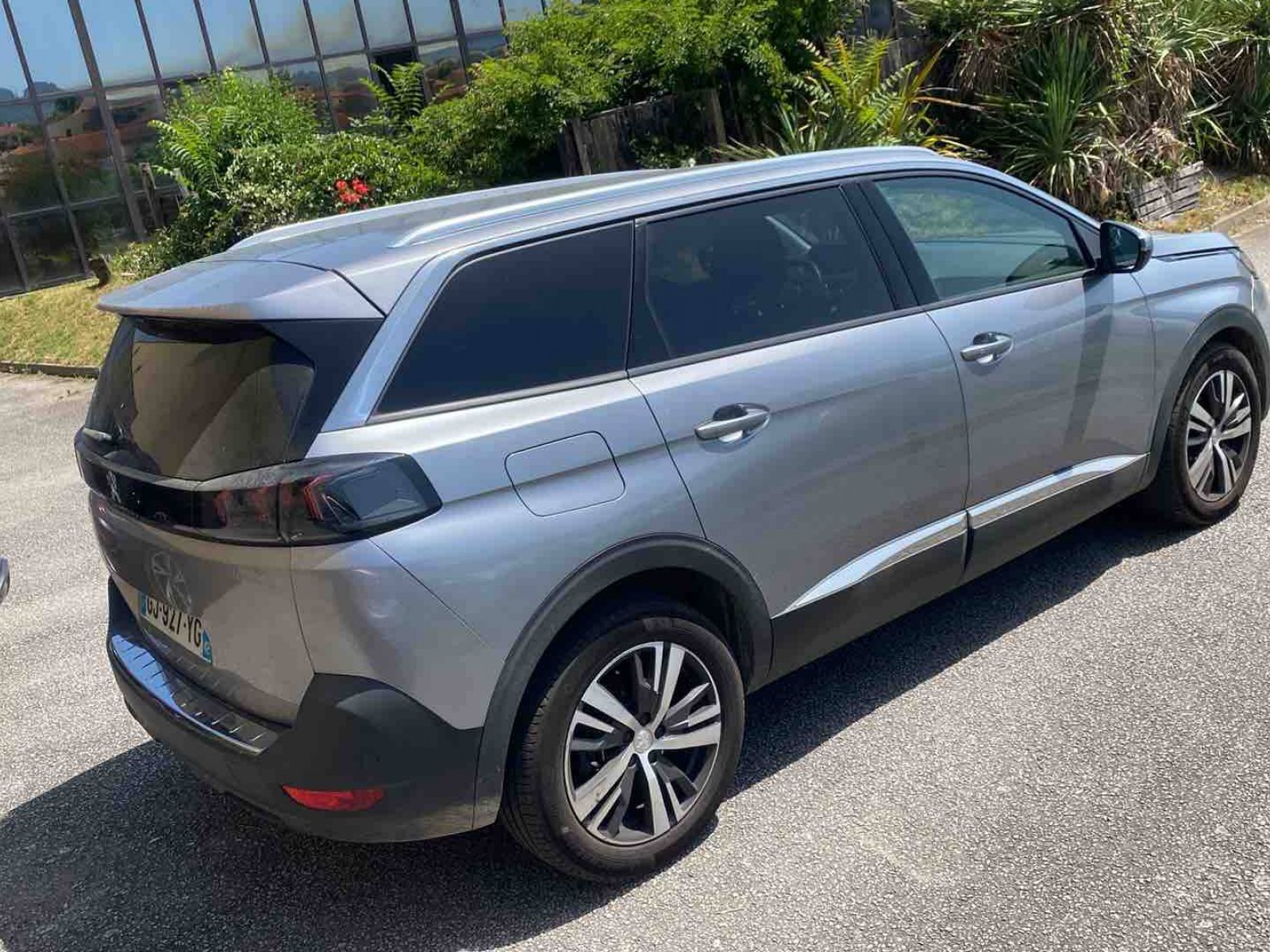 PEUGEOT - 5008 - #825219 - 3